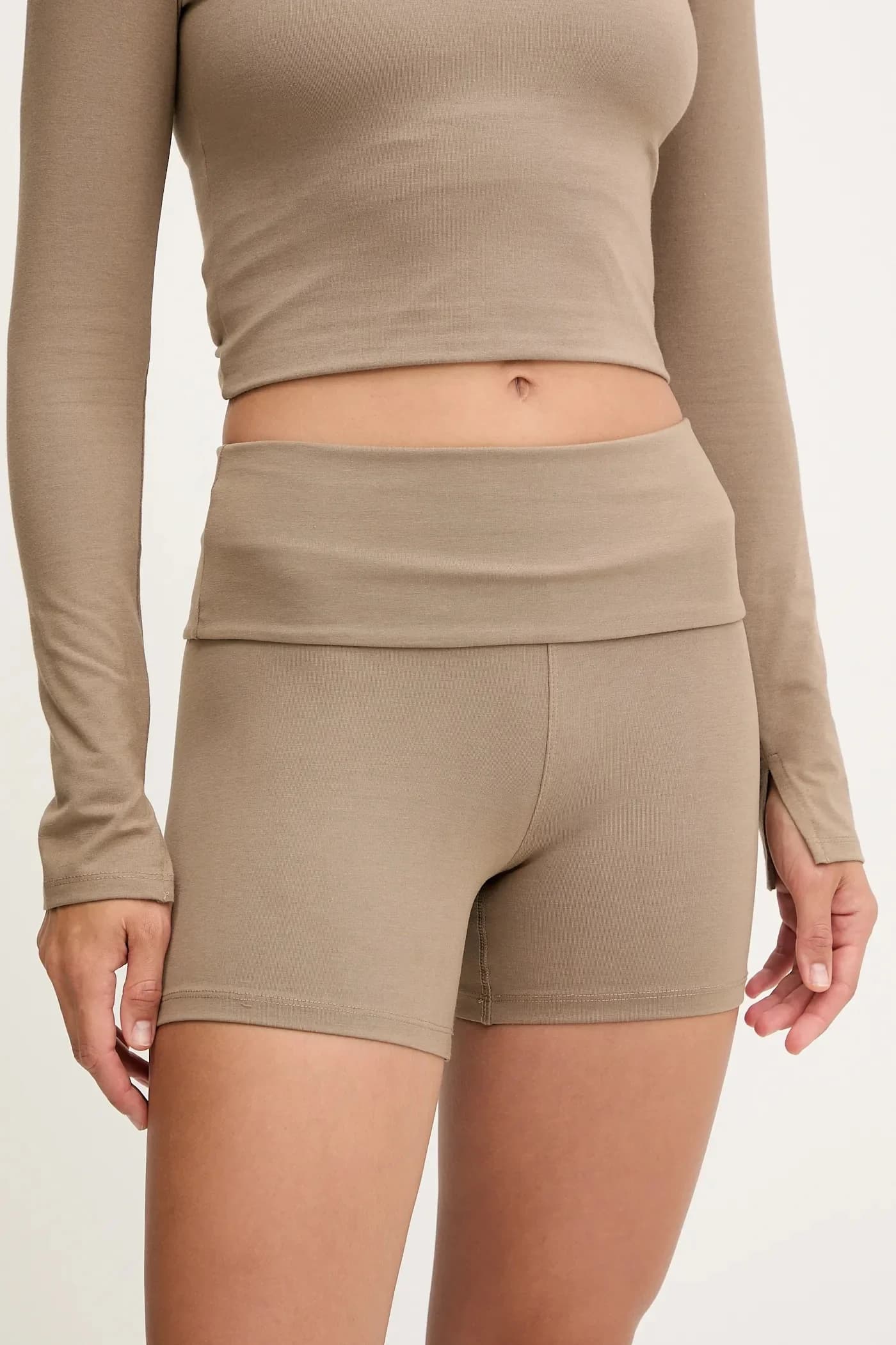 Великолепные шорты для йоги