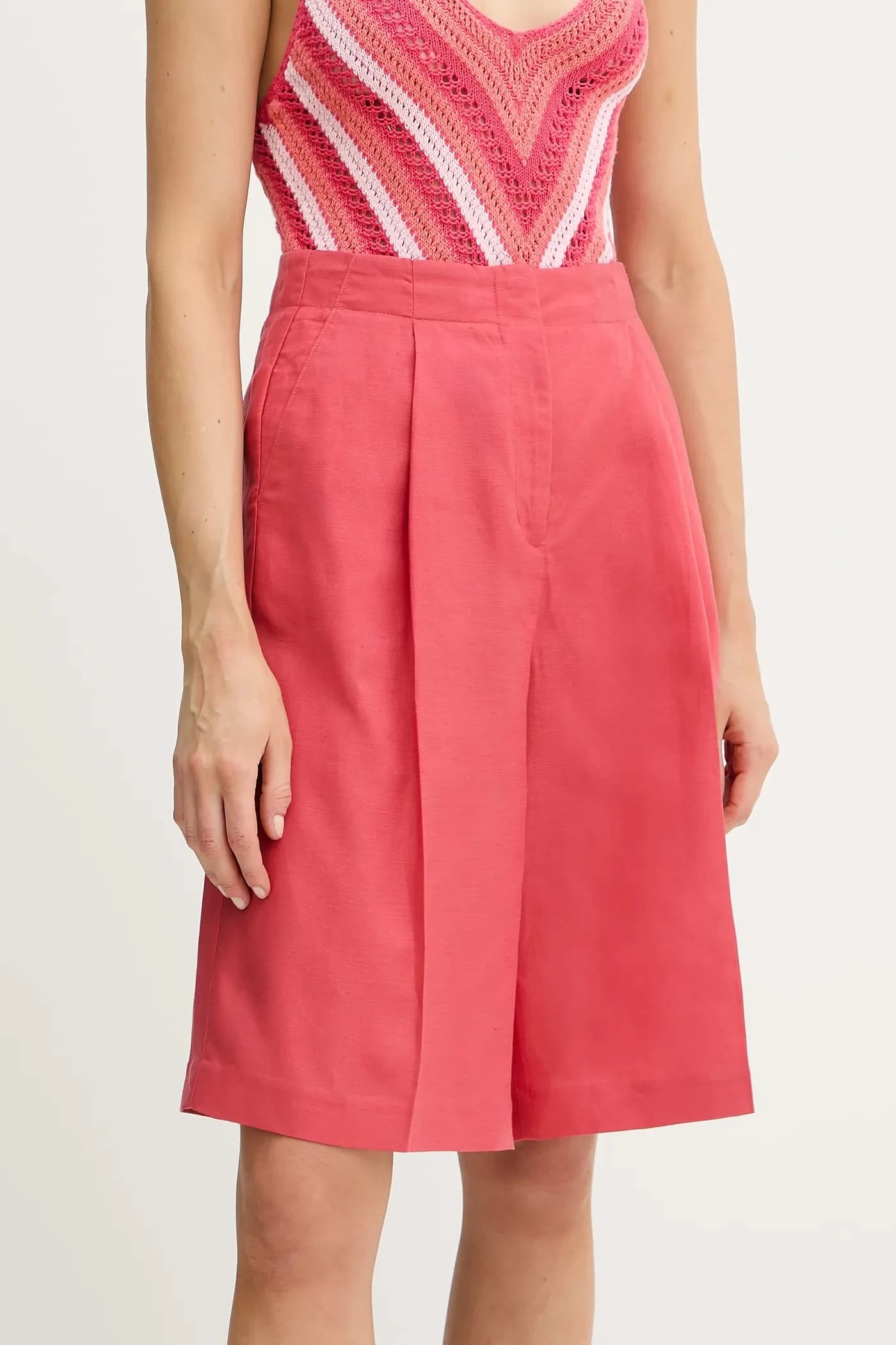 Шорты из смесового льна