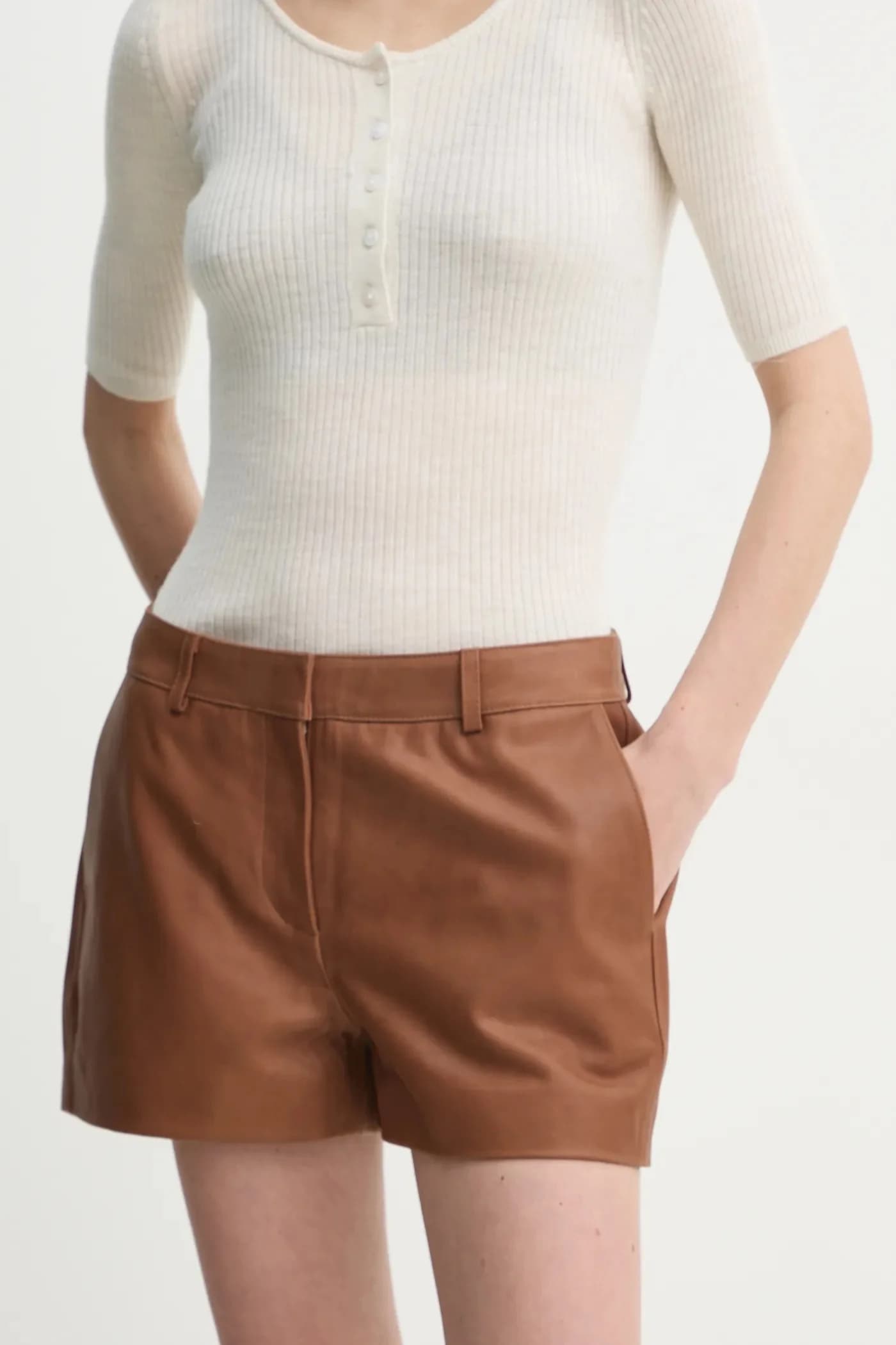 кожаные шорты Holly