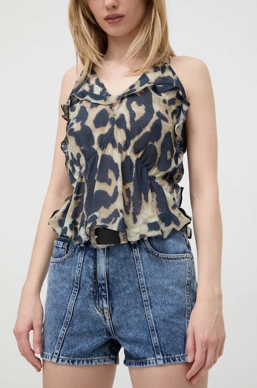 Джинсовые шорты