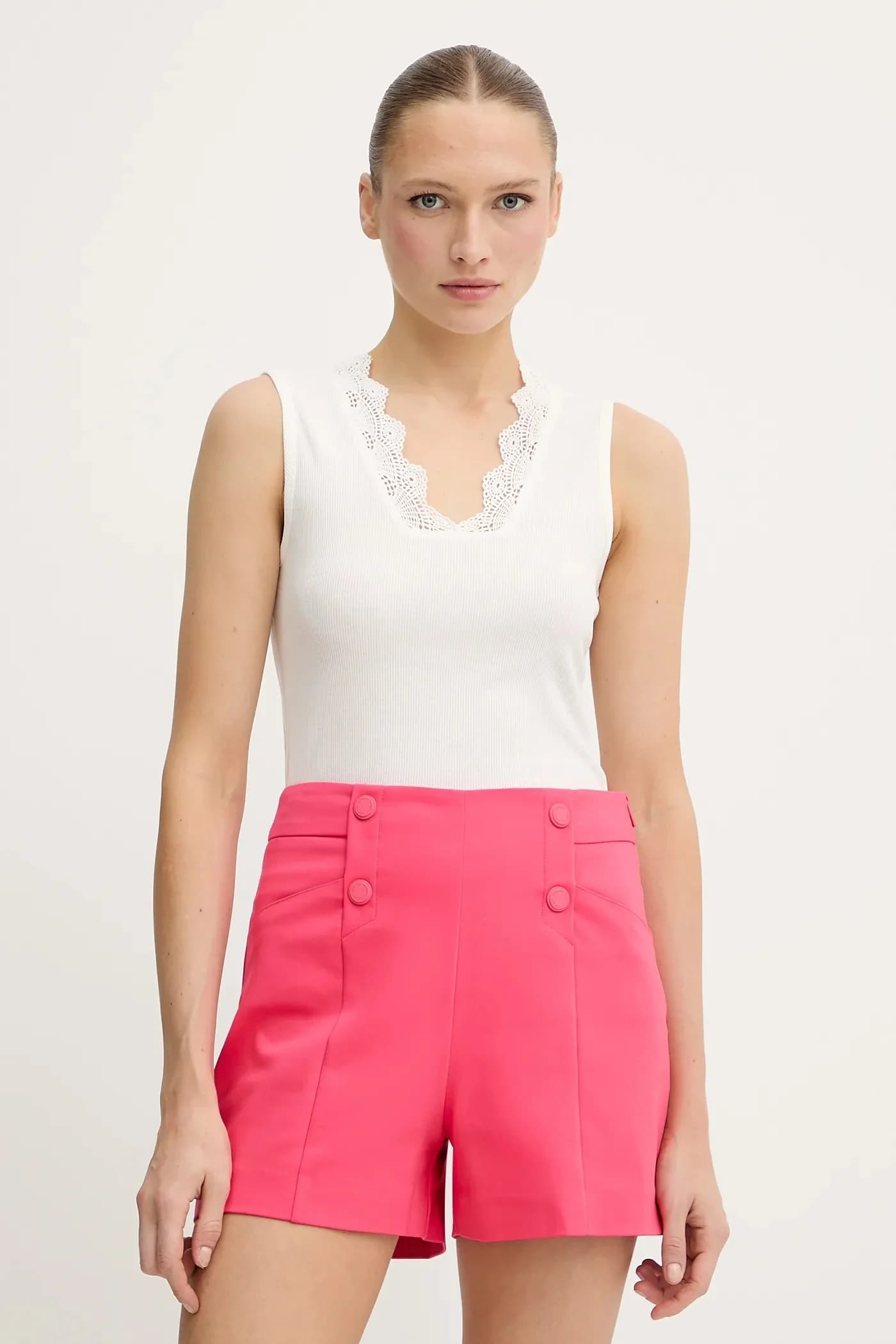 Шорты - фото 4