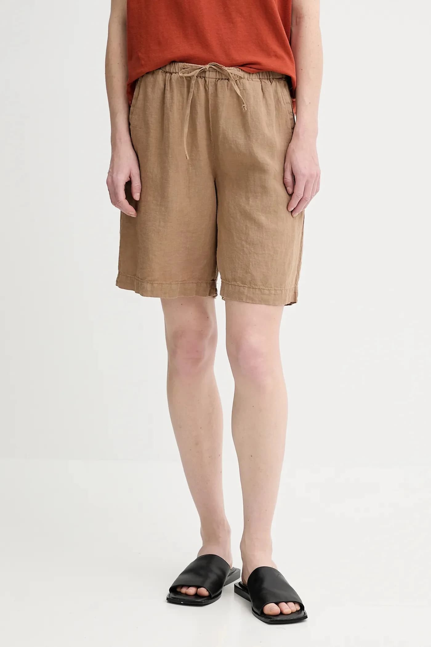 Льняные шорты