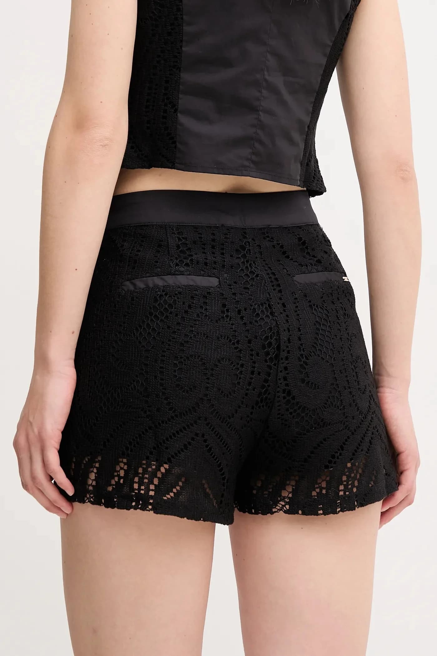 Шорты - фото 3