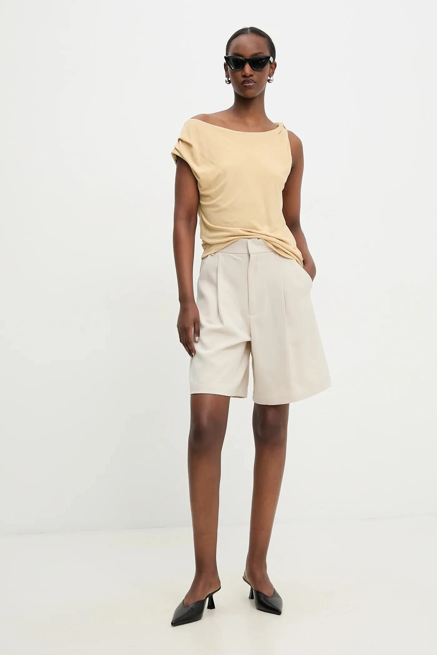 Шорты - фото 2