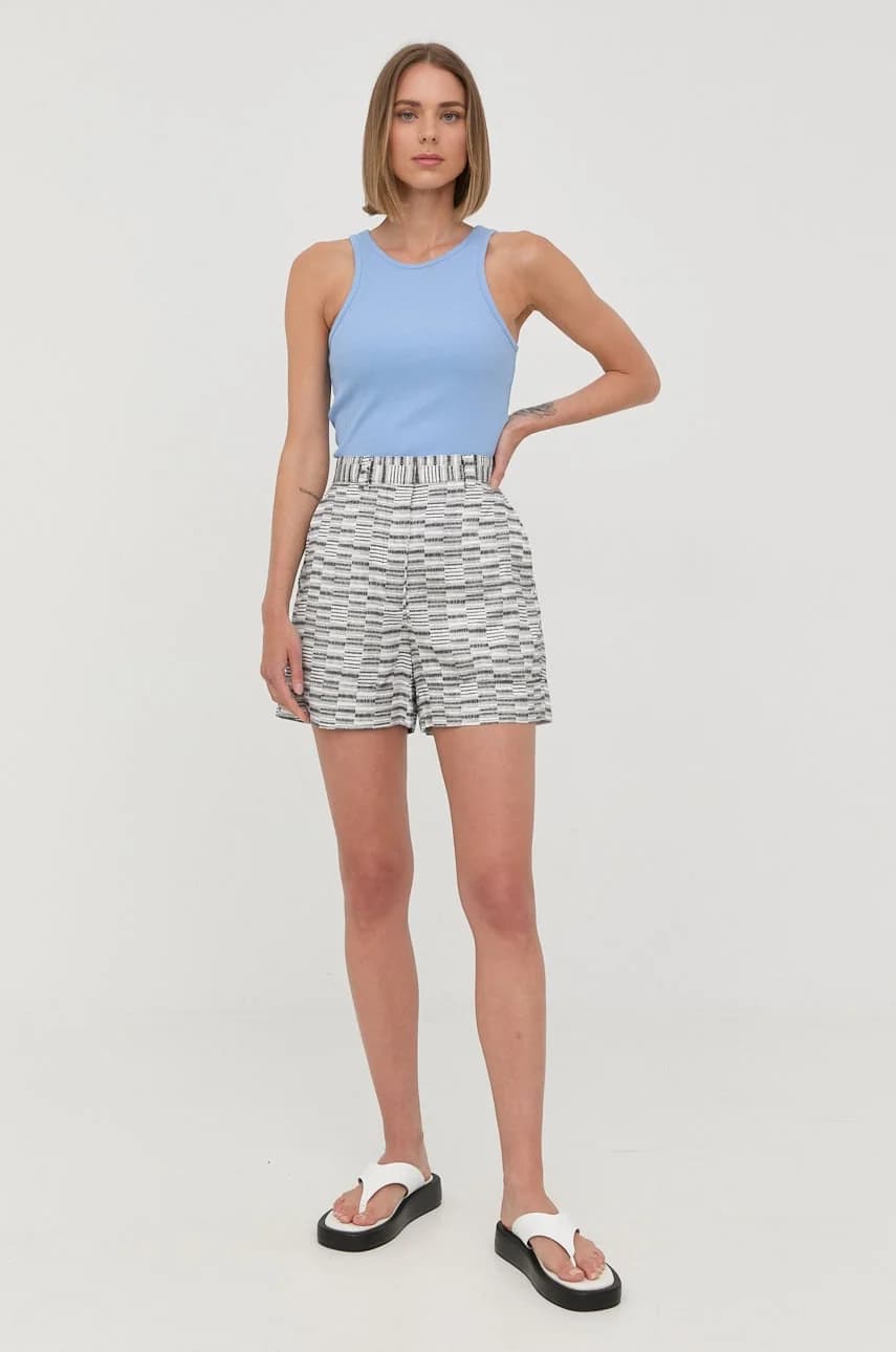 Шорты - фото 2