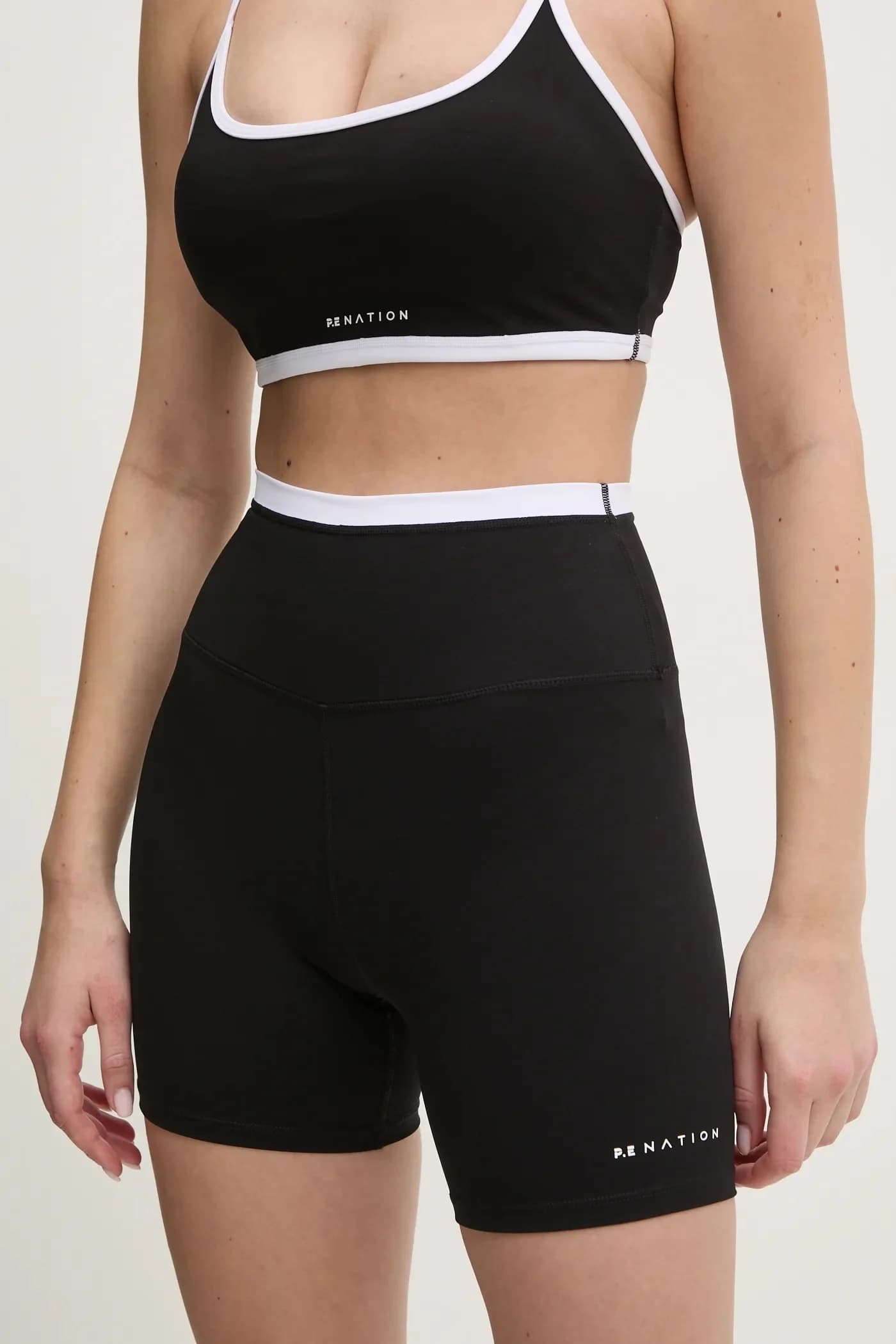 Звездные шорты