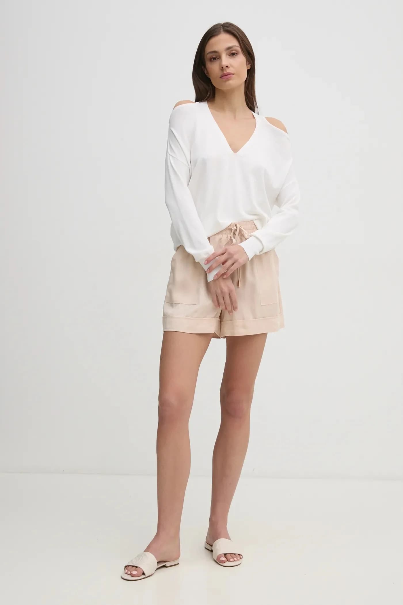 Шорты - фото 2