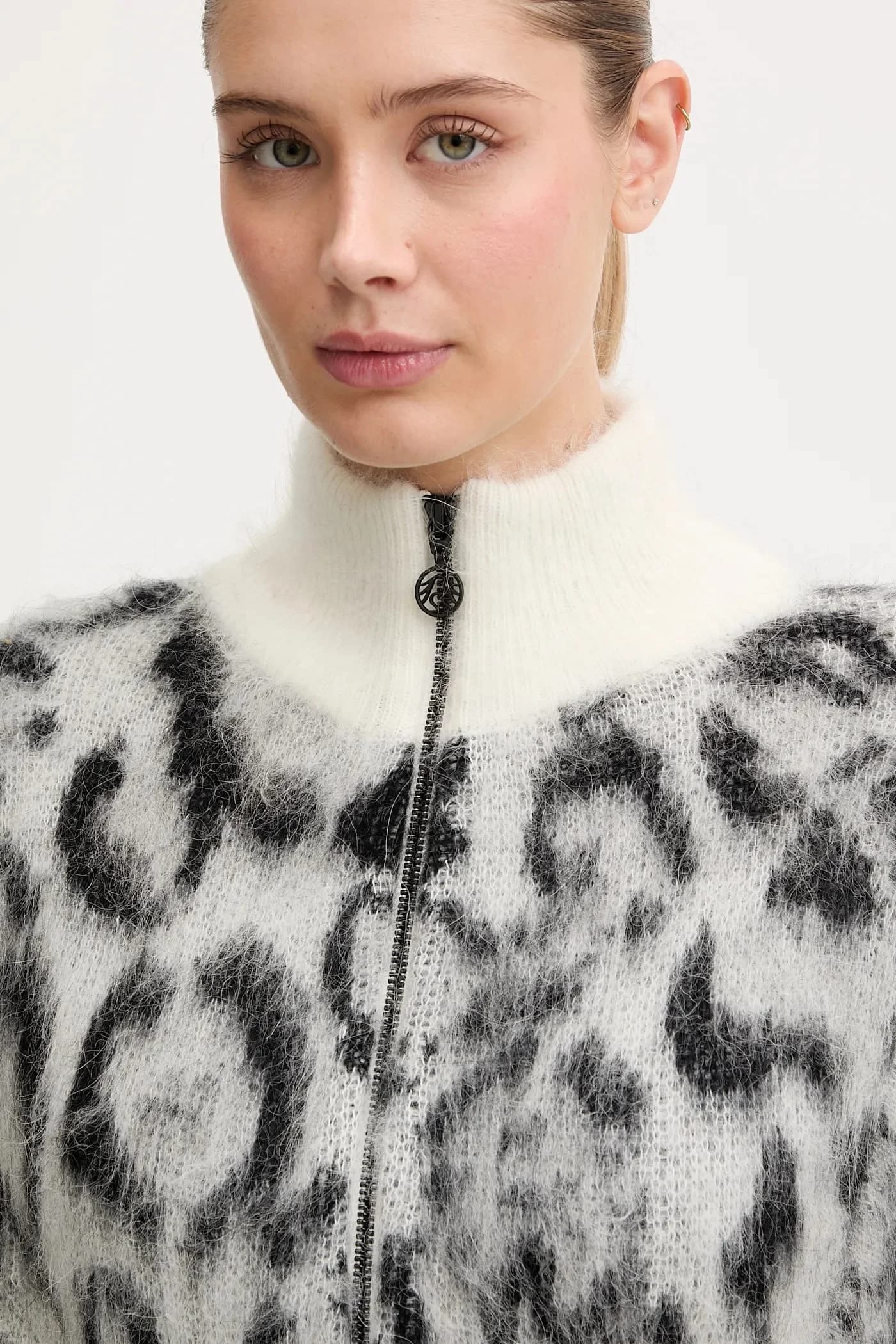 Кардиган с оттенком трентонской шерсти - фото 4