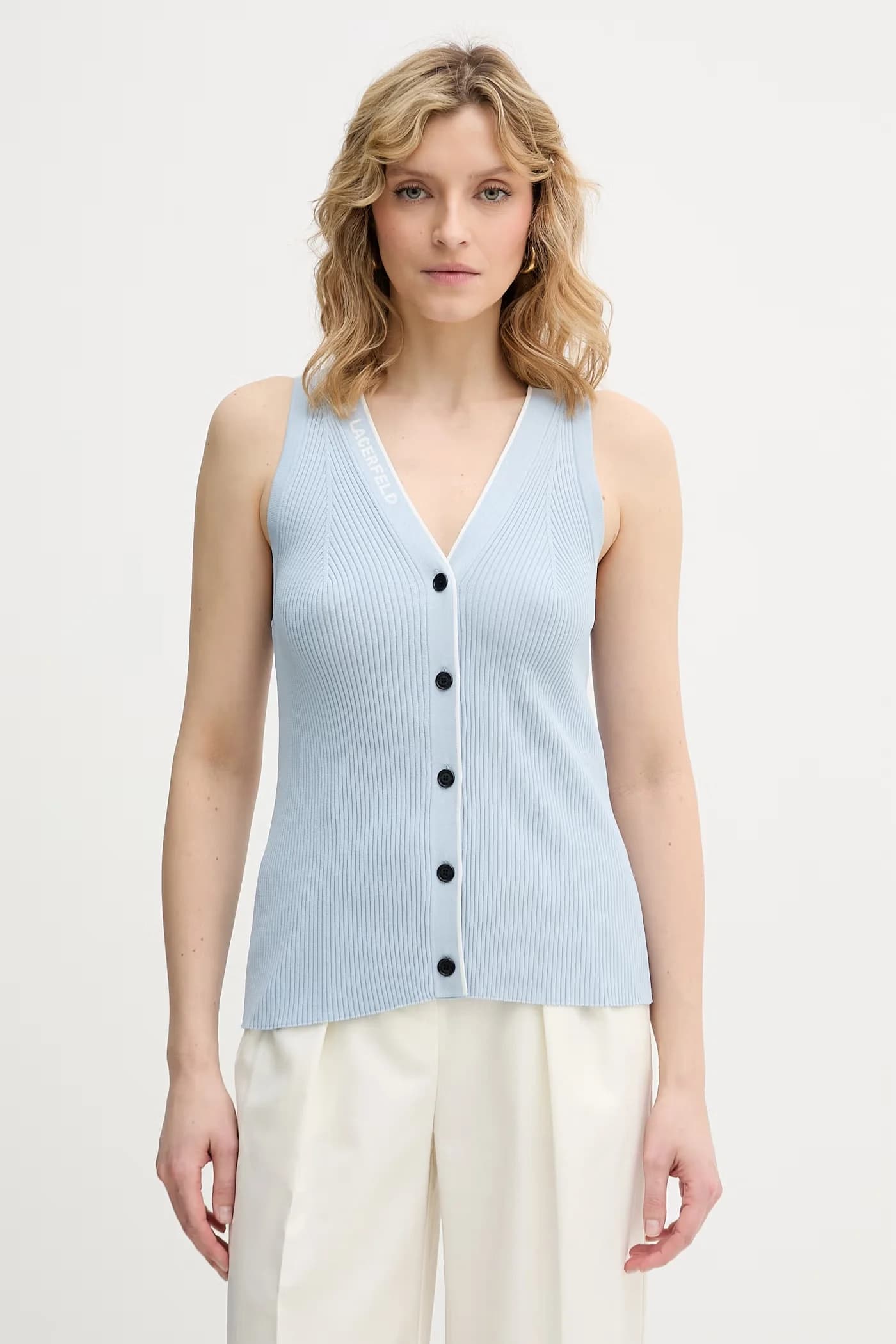 Женский жилет