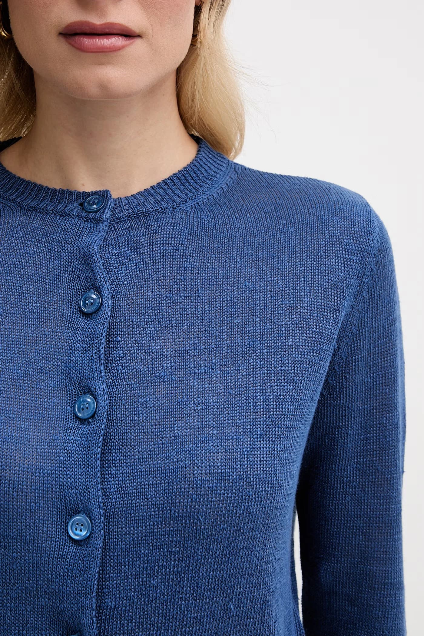 Женский льняной кардиган BADIA. - фото 5