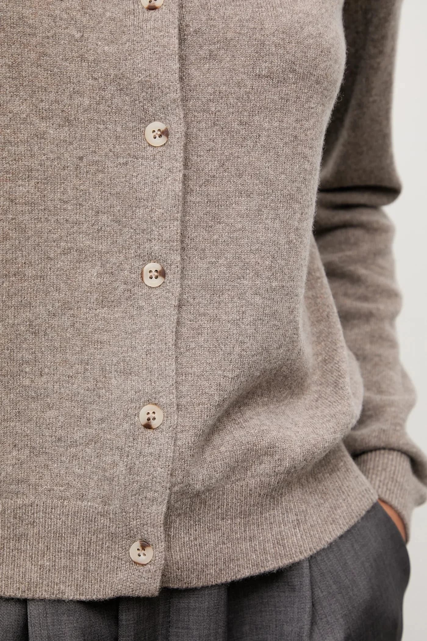 Кардиган из мериносовой шерсти с шарфом - фото 6