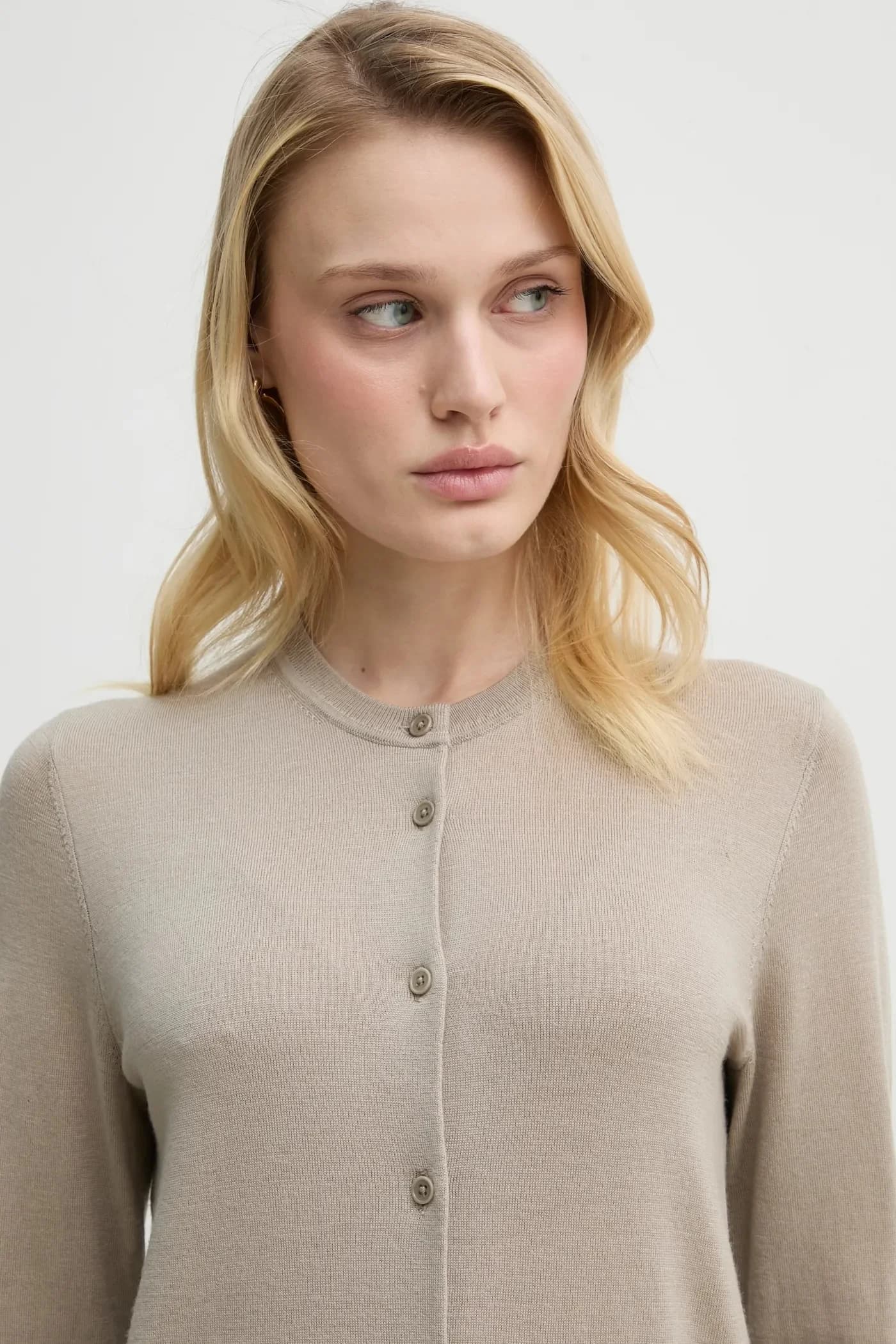 Шерстяной кардиган - фото 4