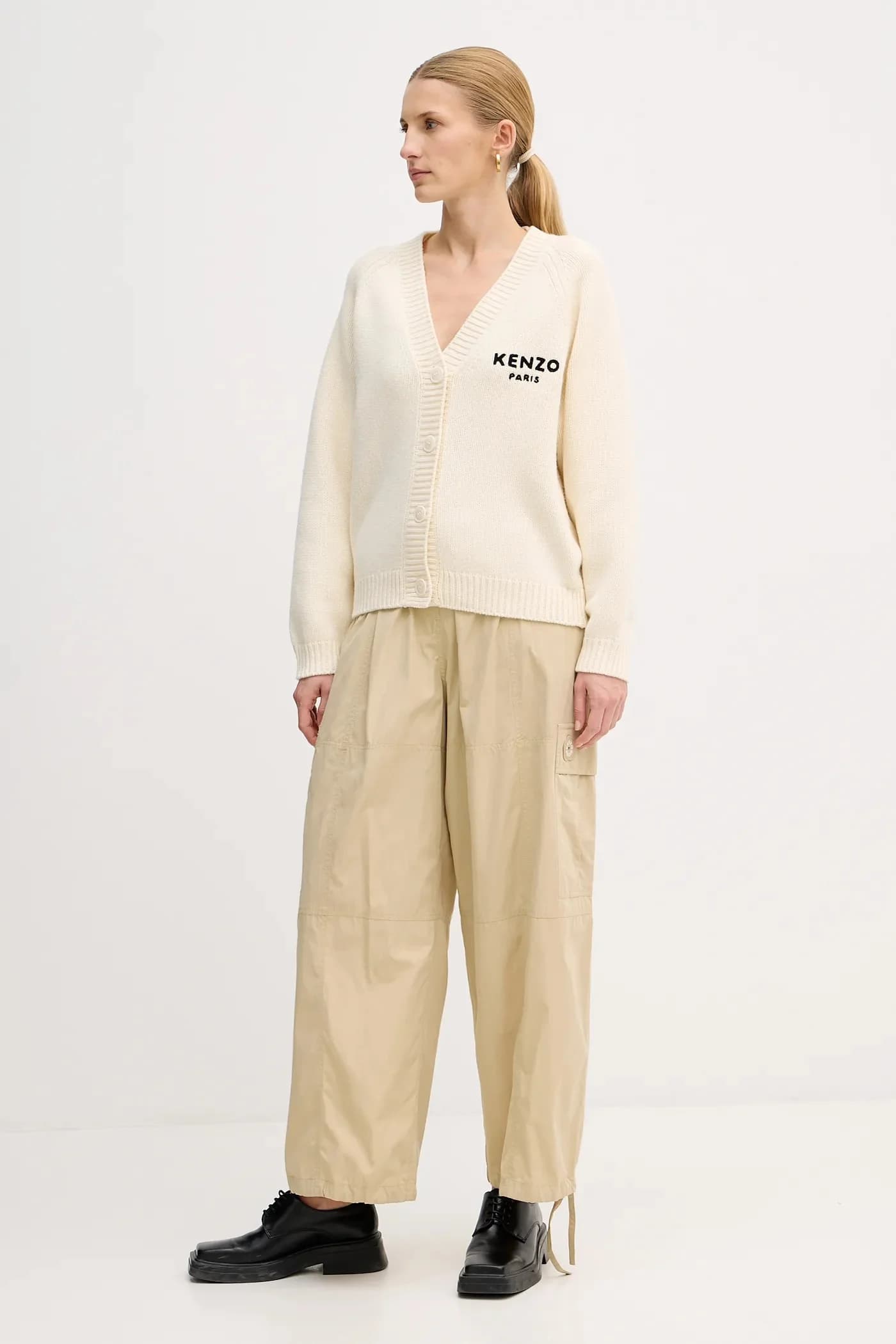 Шерстяной кардиган в стиле поп-музыки - фото 2