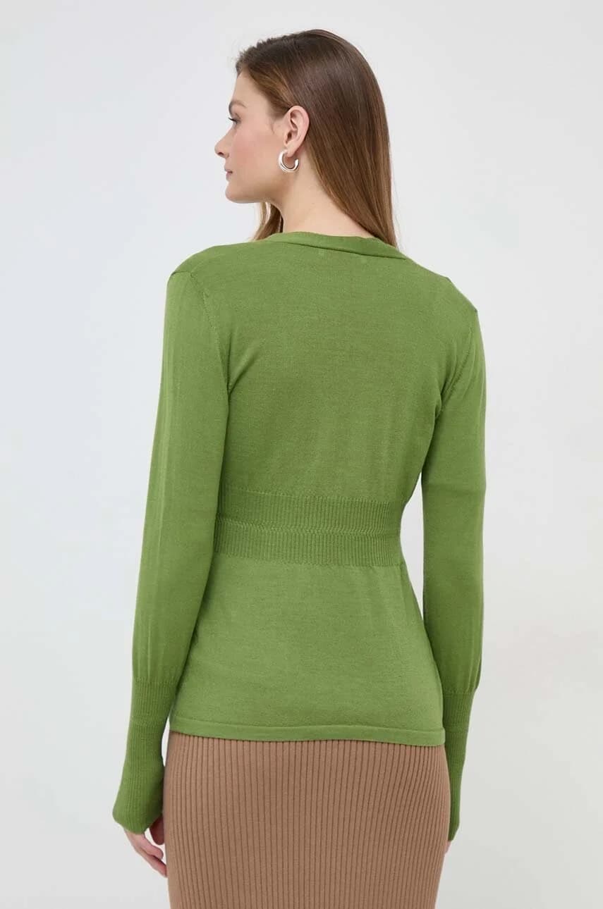 Футболка и шерстяной кардиган - фото 4