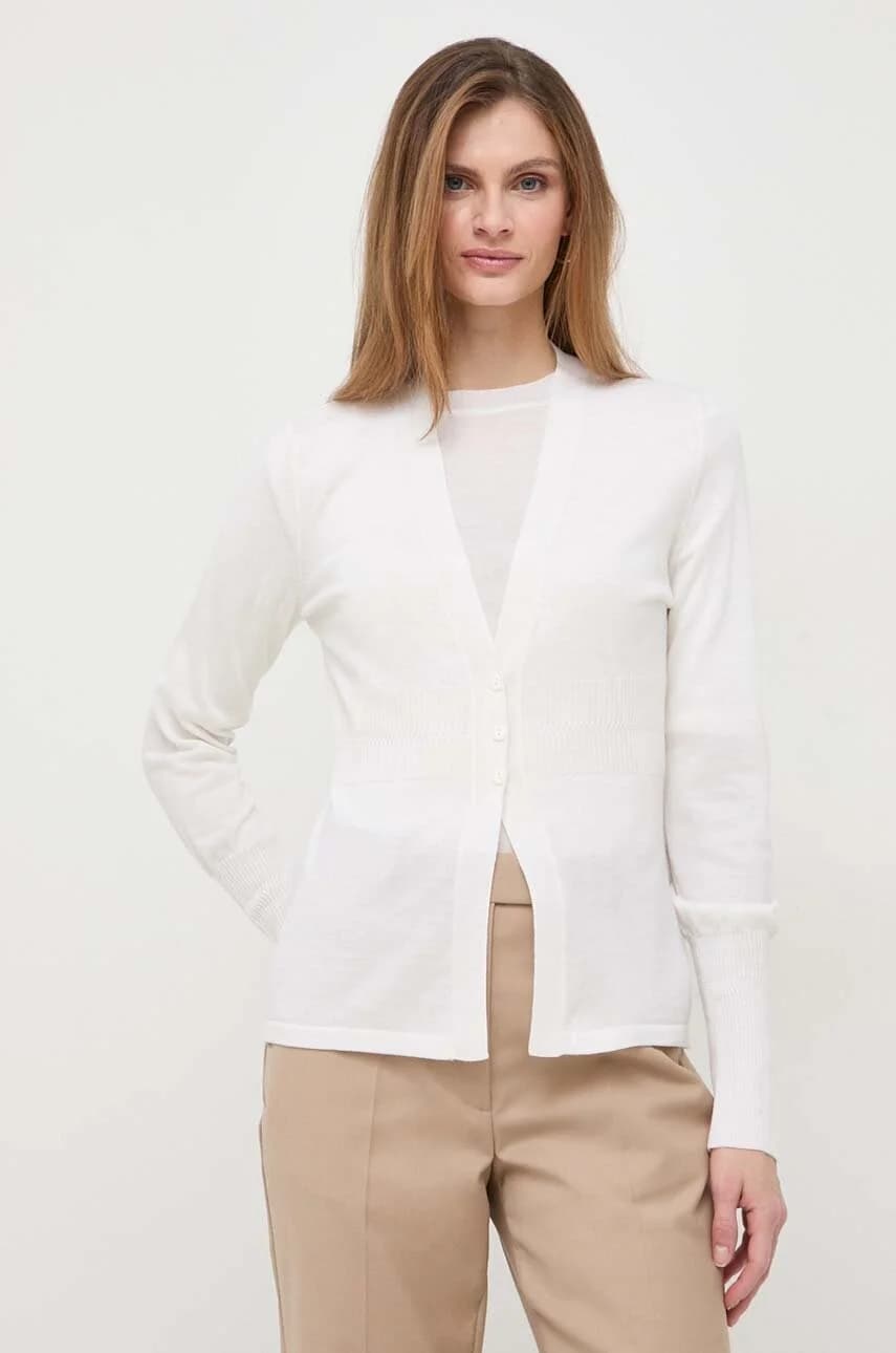 Футболка и шерстяной кардиган - фото 6