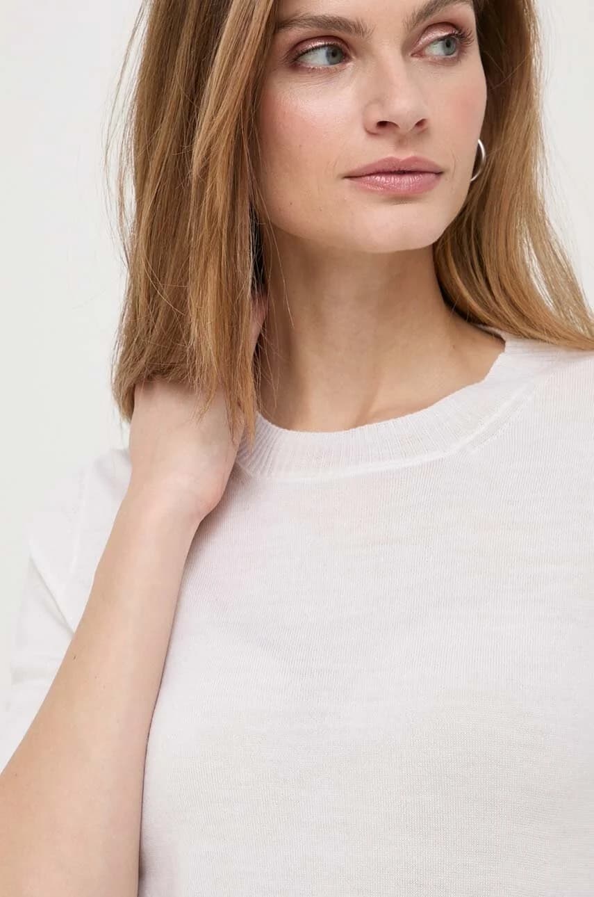 Футболка и шерстяной кардиган - фото 7