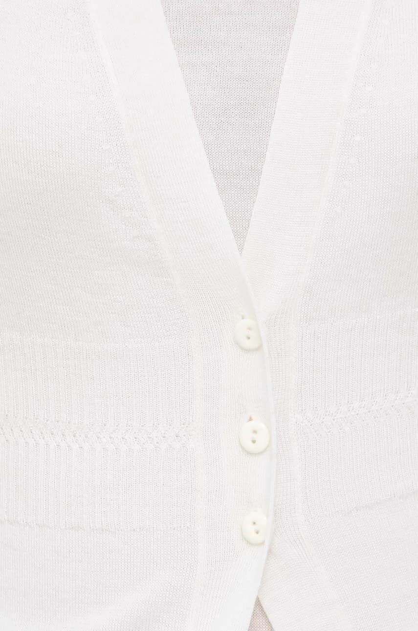 Футболка и шерстяной кардиган - фото 8