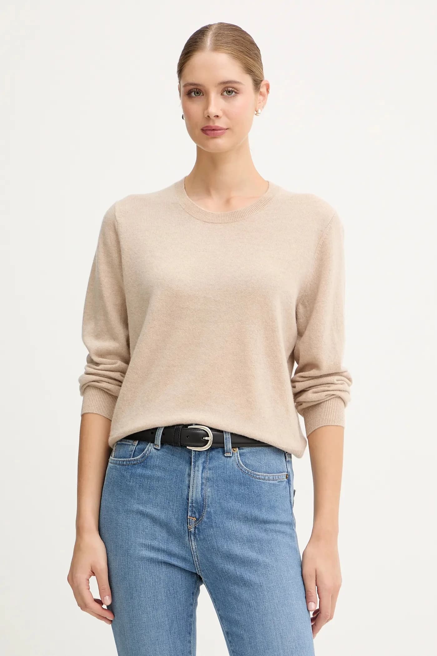 Шерстяной свитер