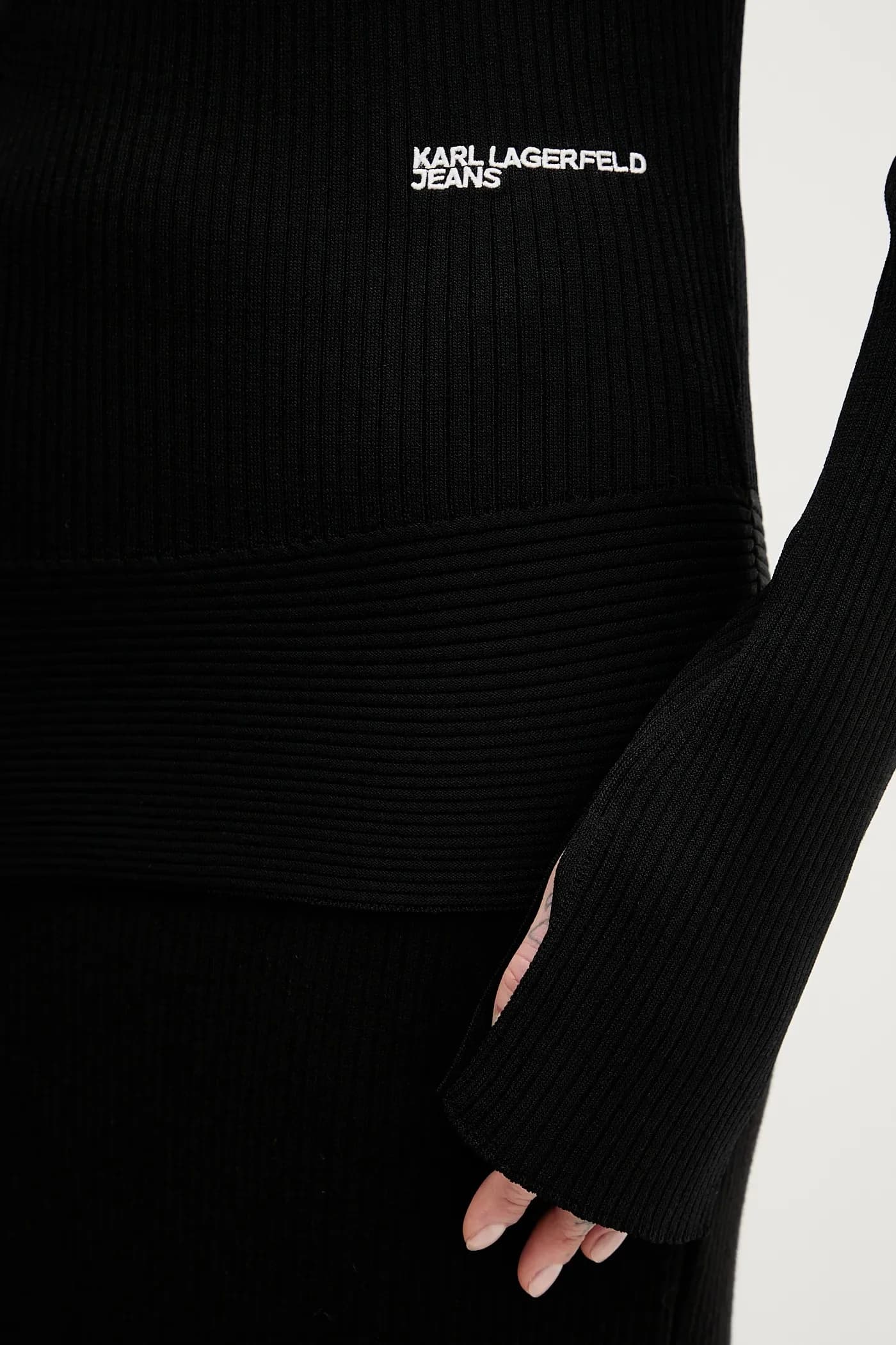 Свитер - фото 5