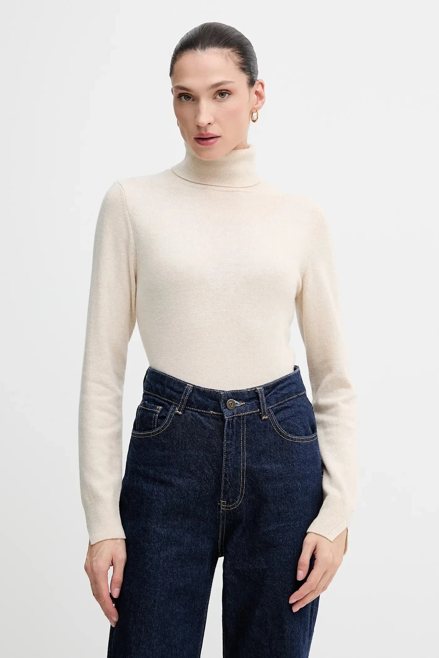 Свитер из смесовой шерсти