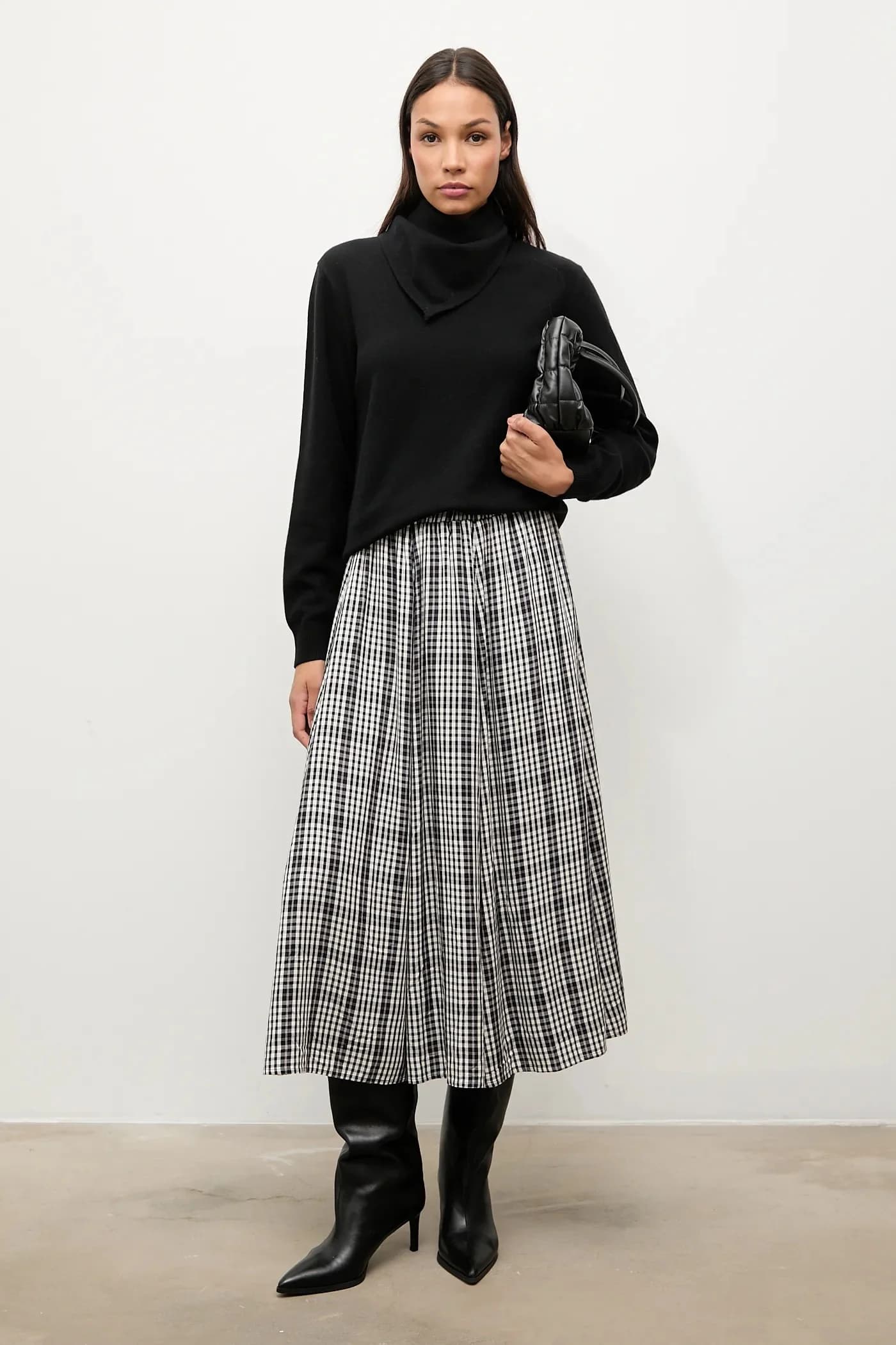 Свитер из мериносовой шерсти с шарфом - фото 2