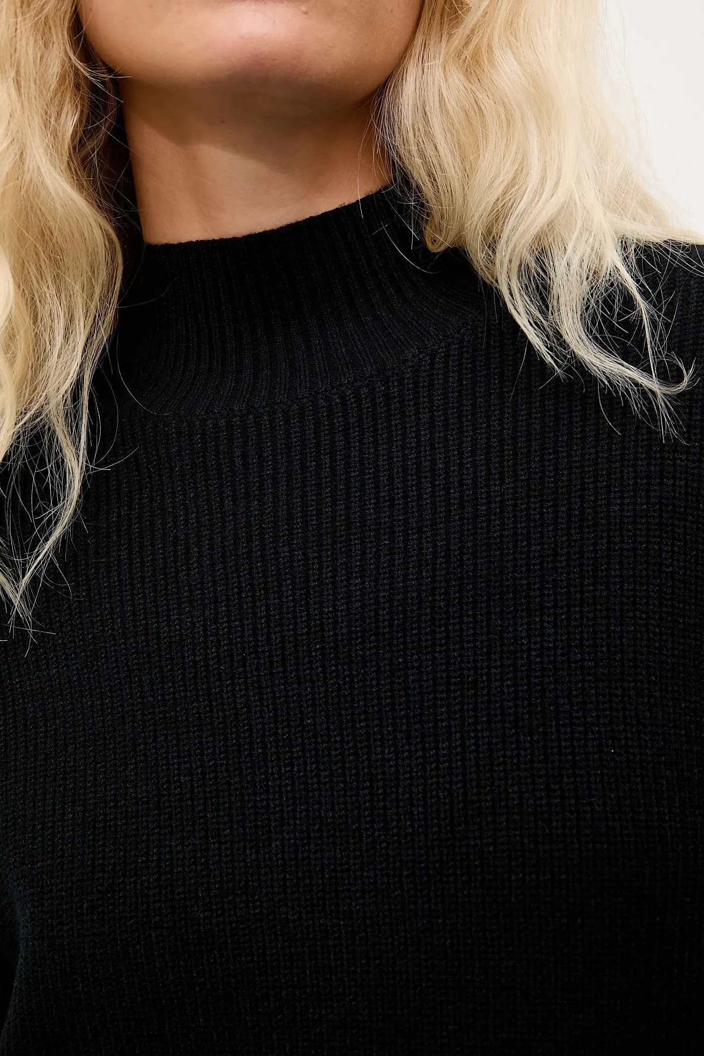 Кашемировый свитер - фото 6