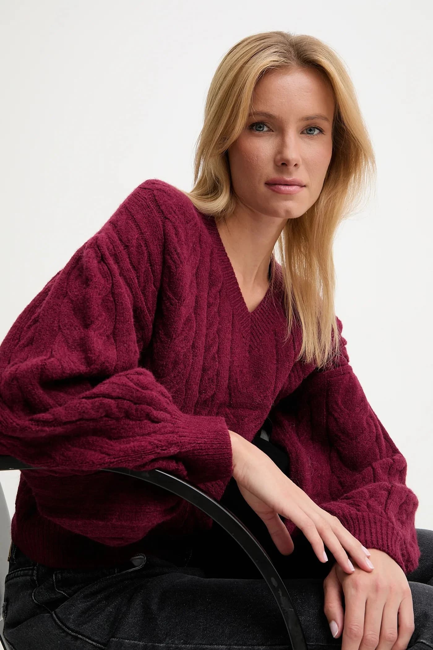 Шерстяной свитер