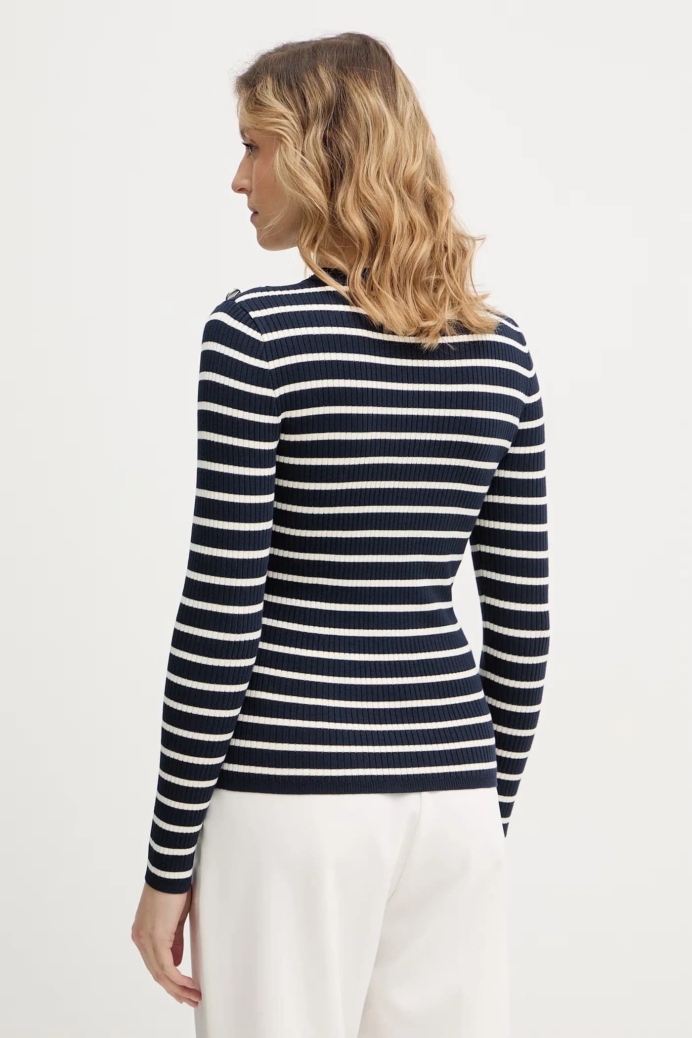 Свитер - фото 3