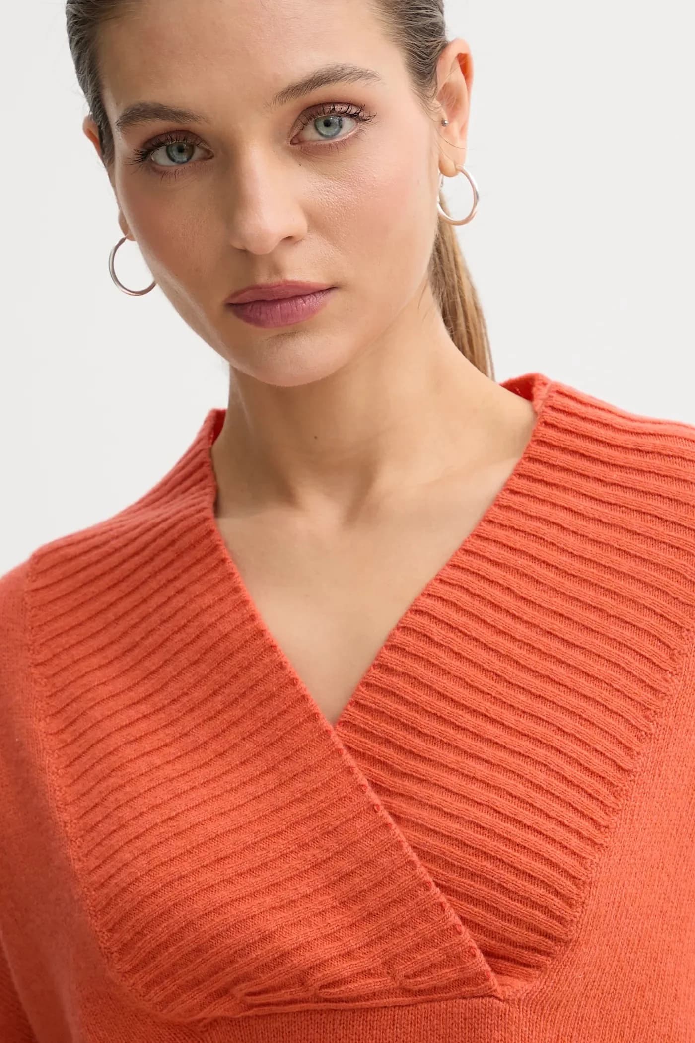 Свитер из смесовой шерсти - фото 4