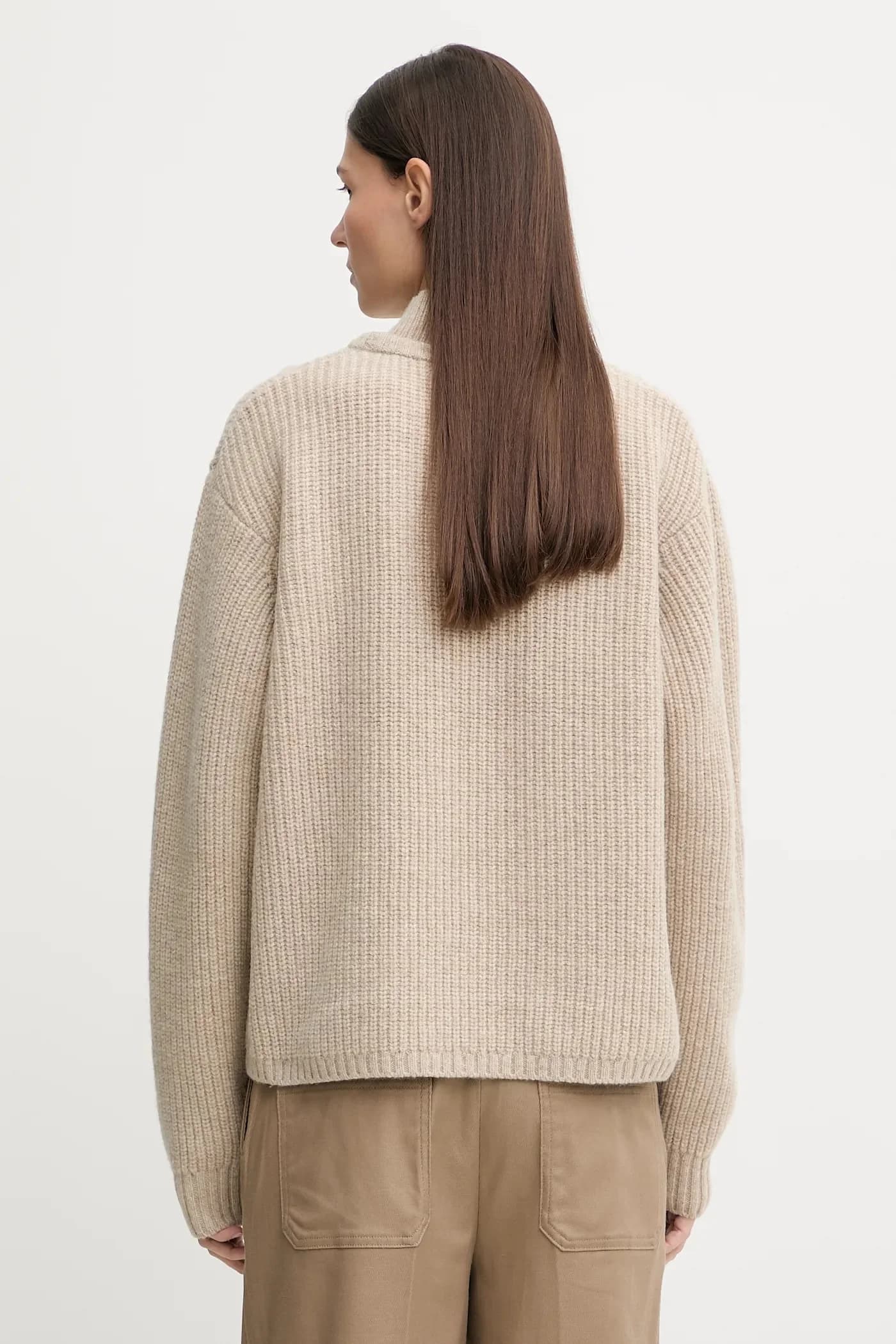 Свитер из кабельной шерсти - фото 3