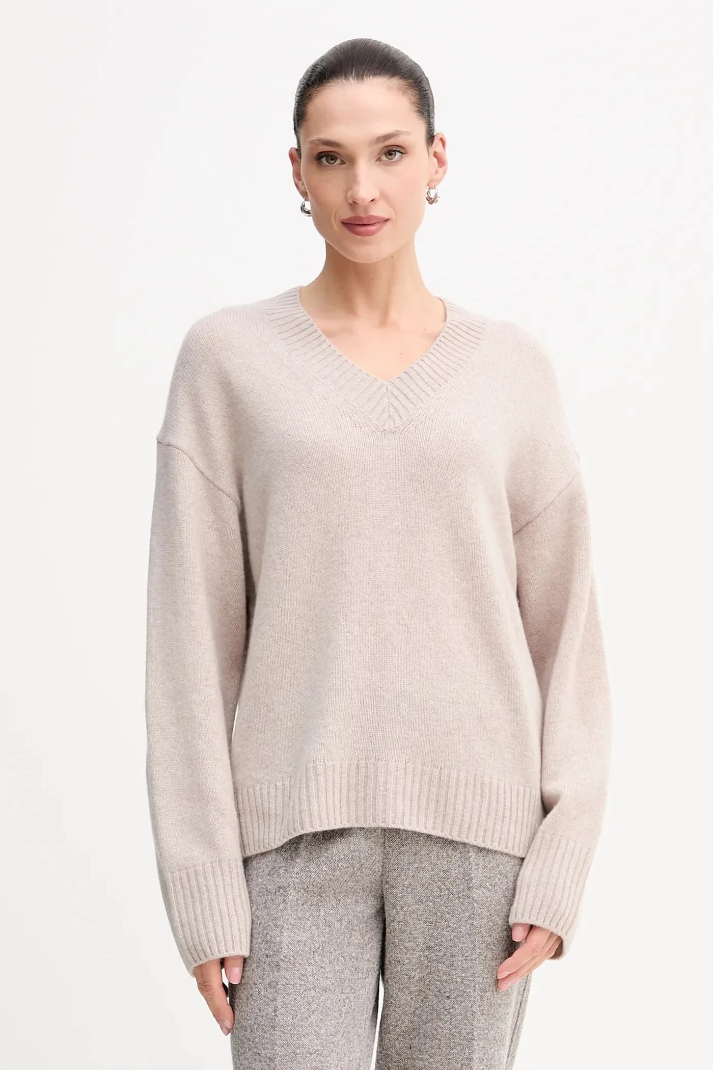 Свитер из смесовой шерсти