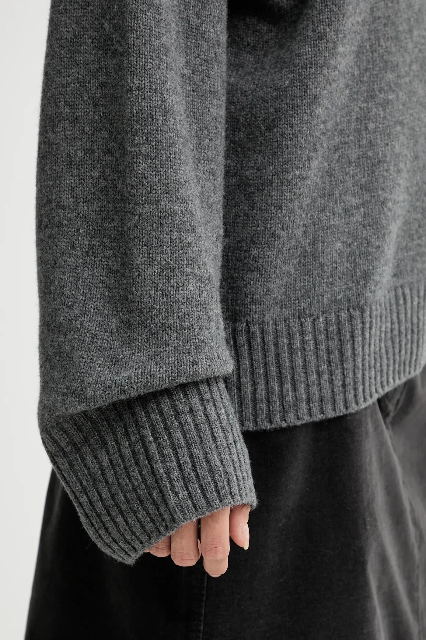 Свитер из смесовой шерсти - фото 5