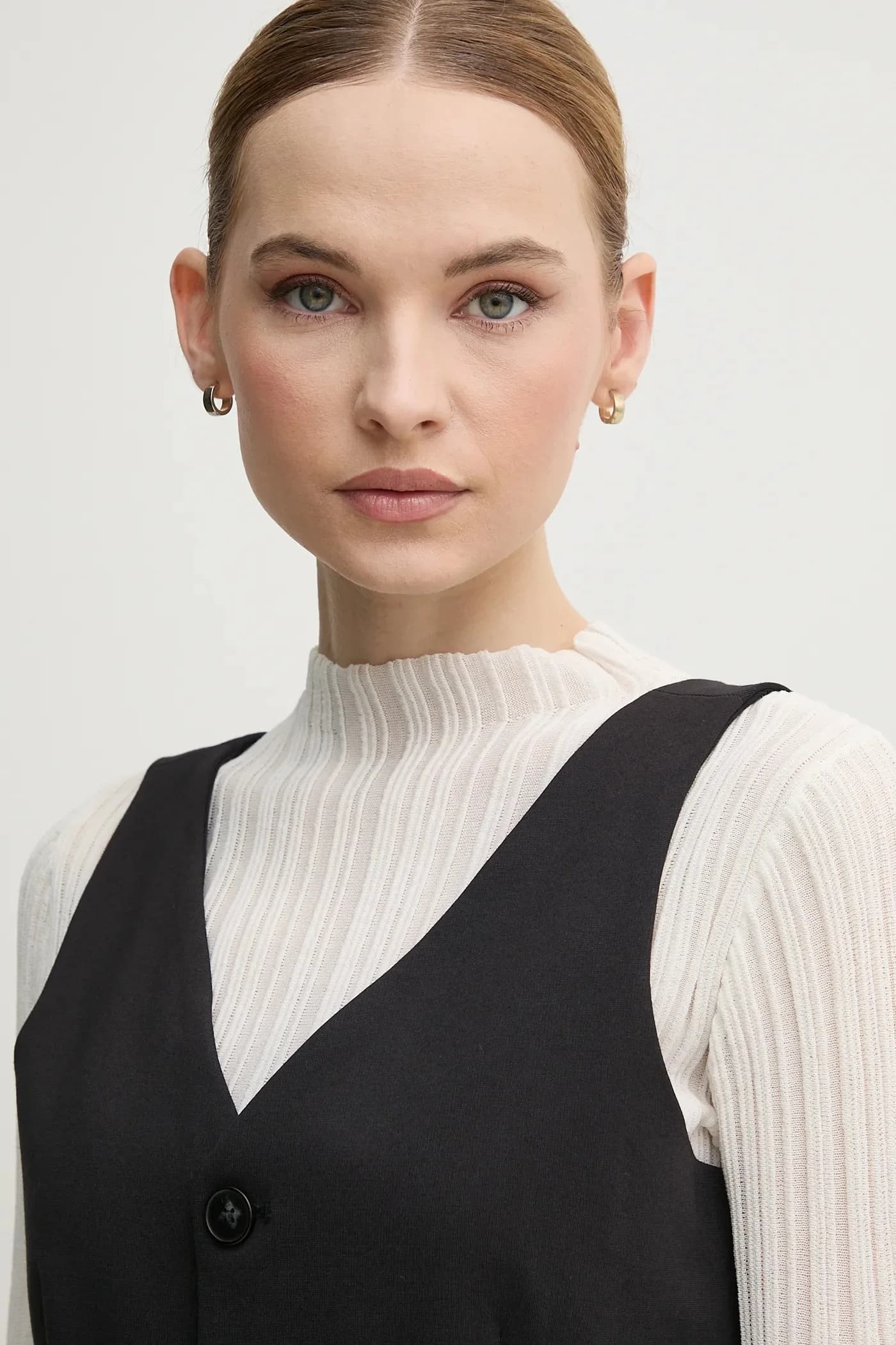 Жилет - фото 4