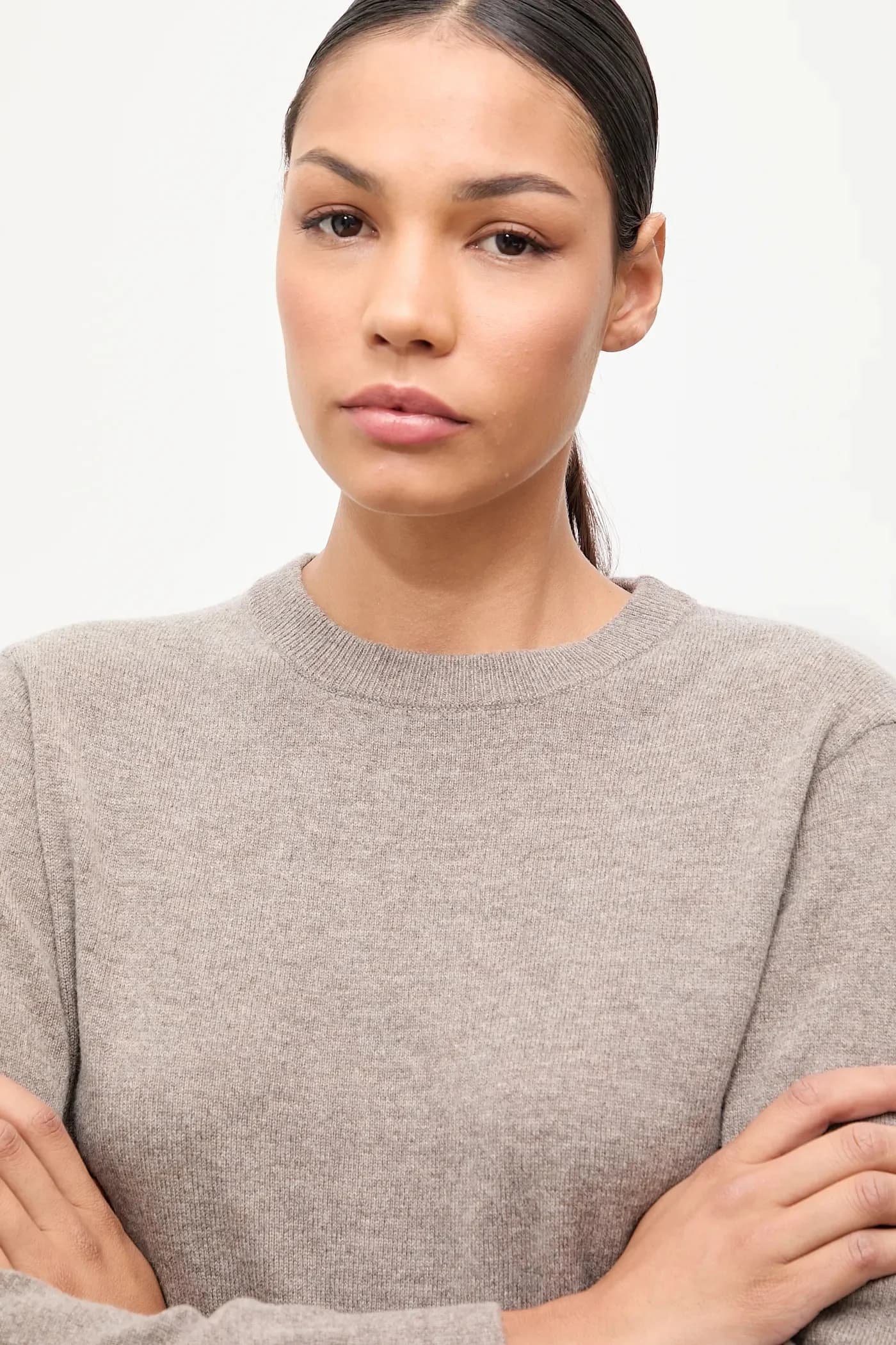 Свитер из мериносовой шерсти с шарфом - фото 4