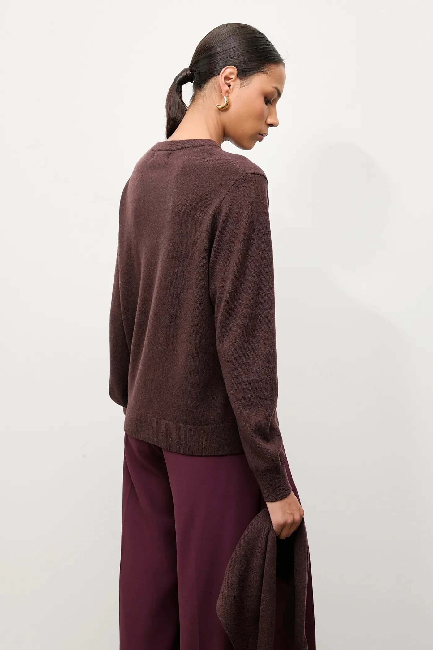 Свитер из мериносовой шерсти с шарфом - фото 3