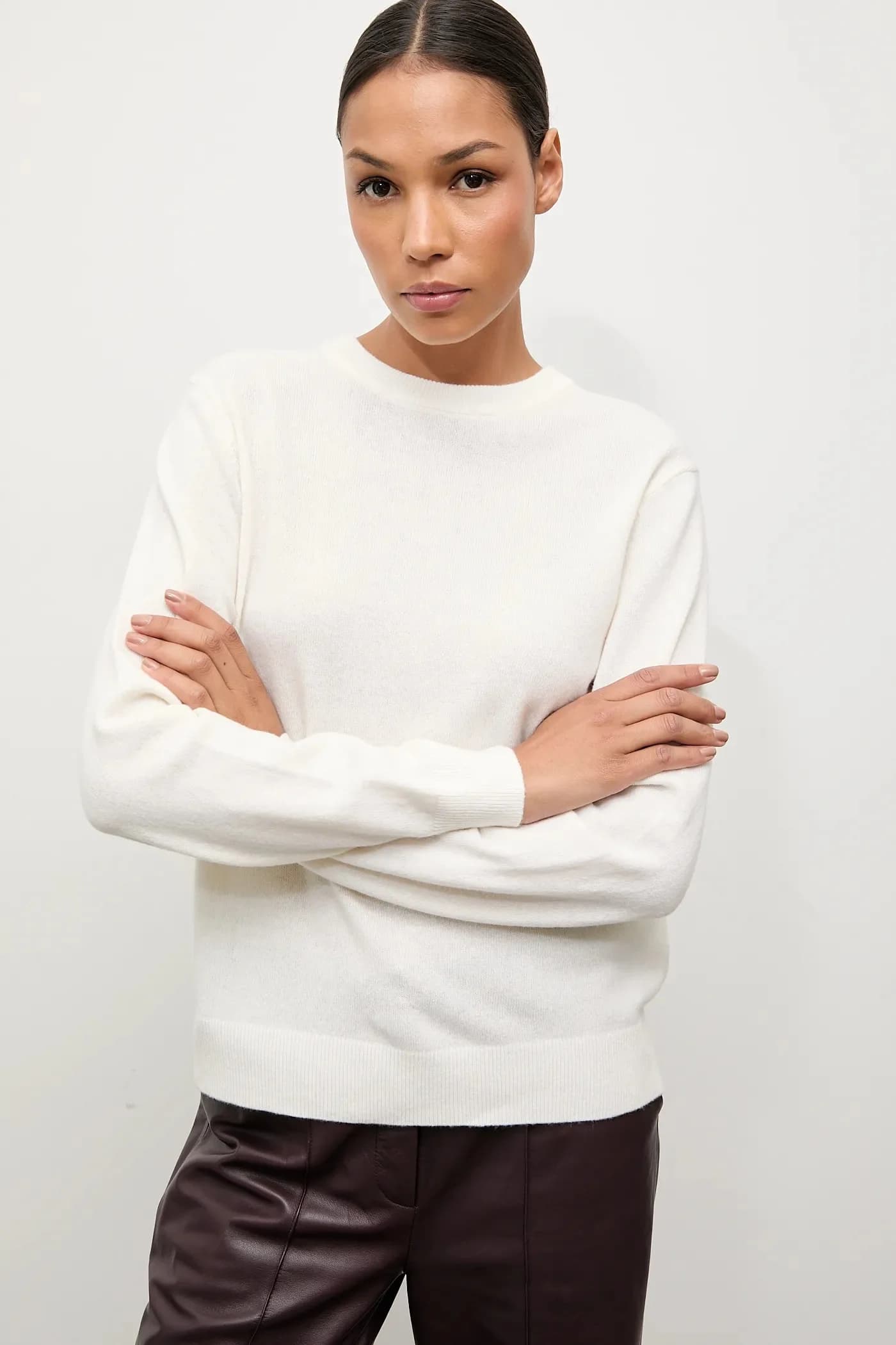 Свитер из мериносовой шерсти с шарфом - фото 4