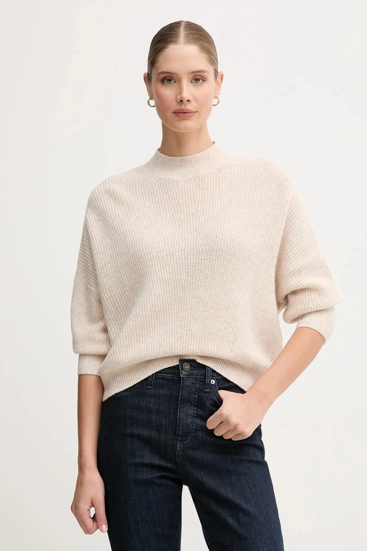 Свитер из смесовой шерсти