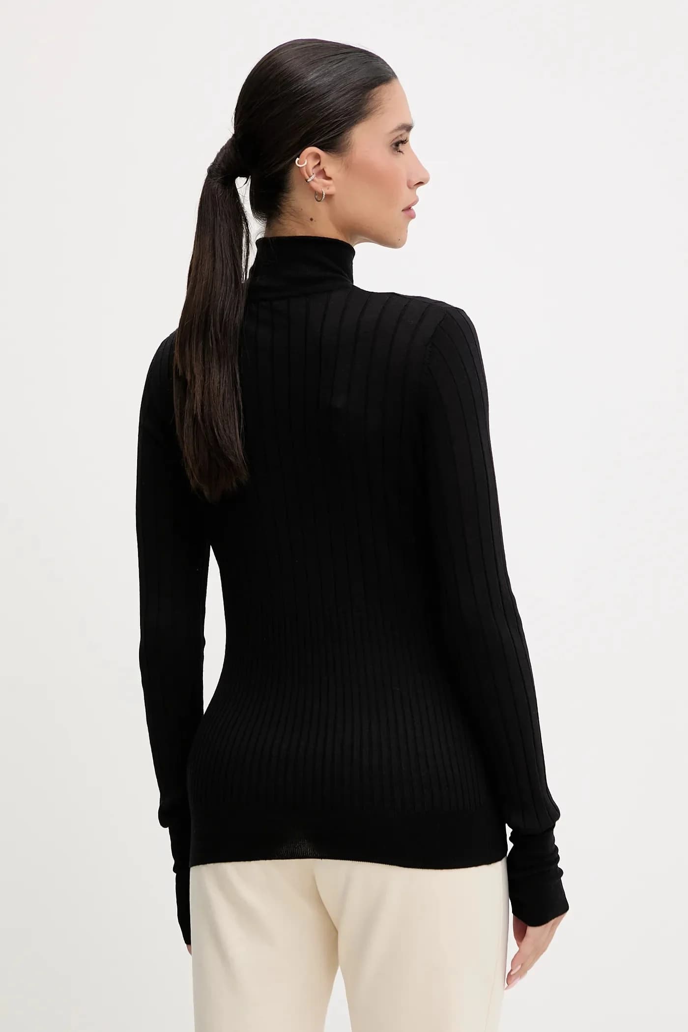 Шерстяной свитер - фото 3