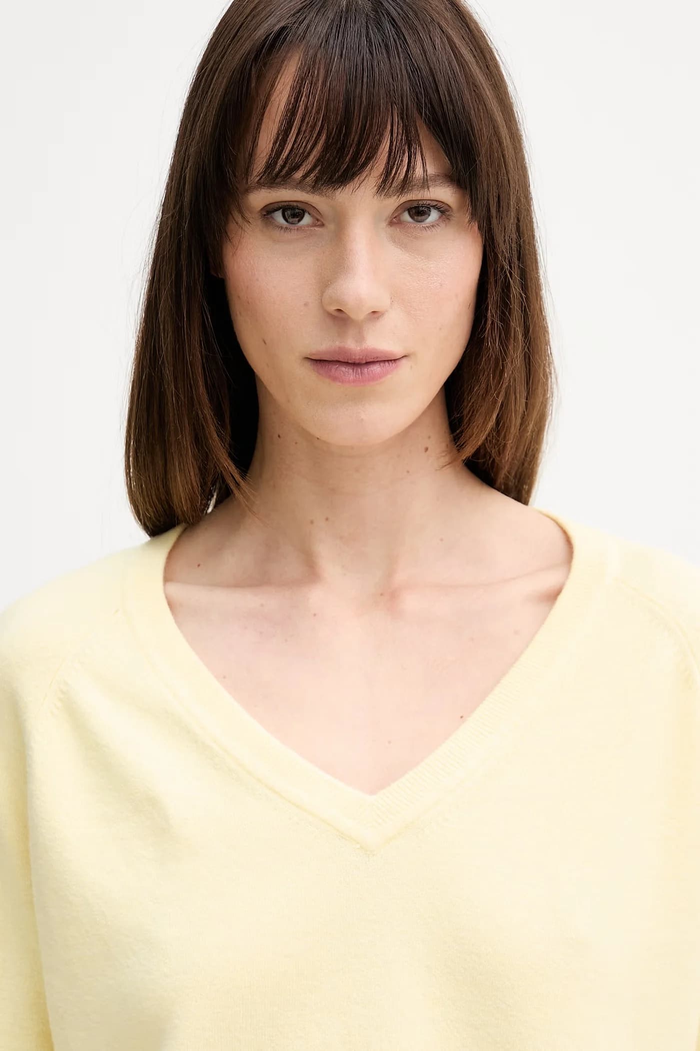 Свитер TARA SUPER SOFT с V-образным вырезом - фото 4