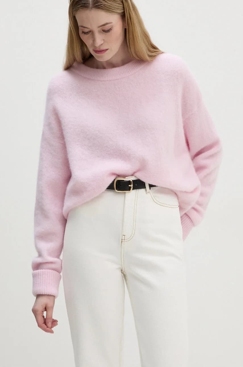 Шерстяной свитер