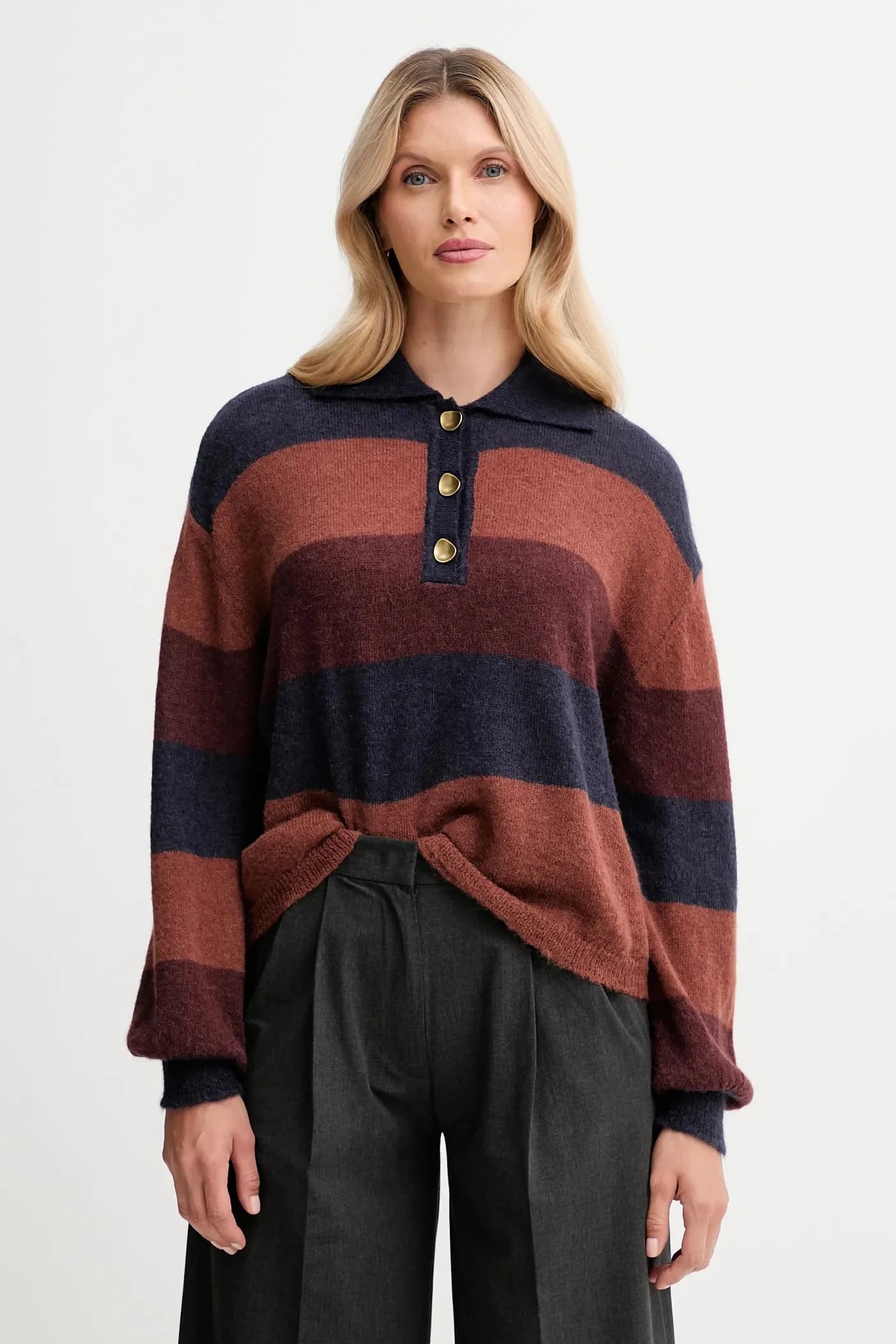 Свитер из смесовой шерсти