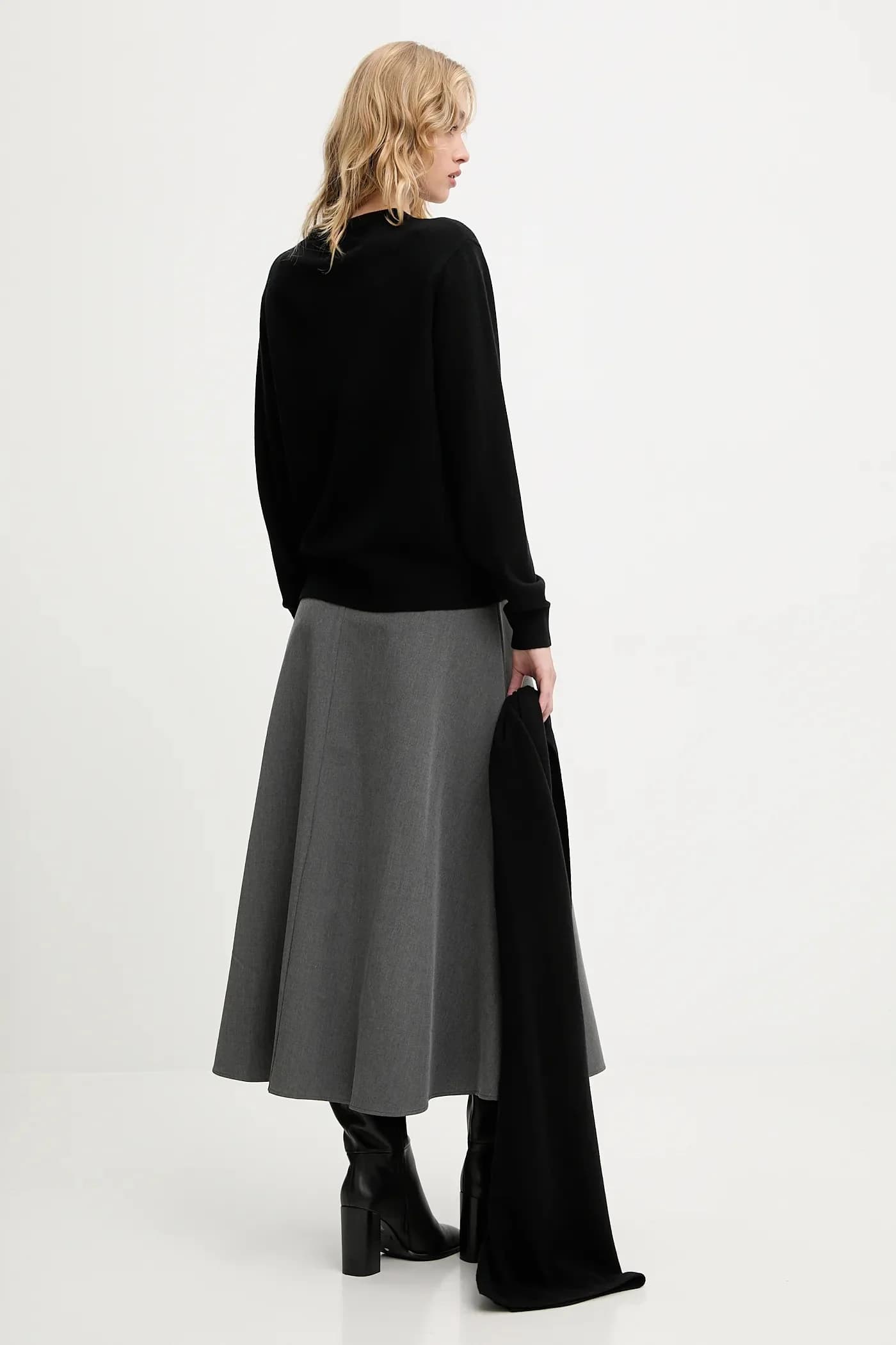 Свитер из мериносовой шерсти с шарфом - фото 3