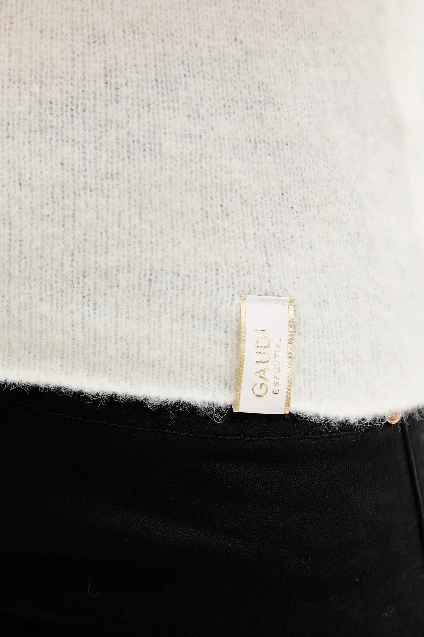 Свитер - фото 5