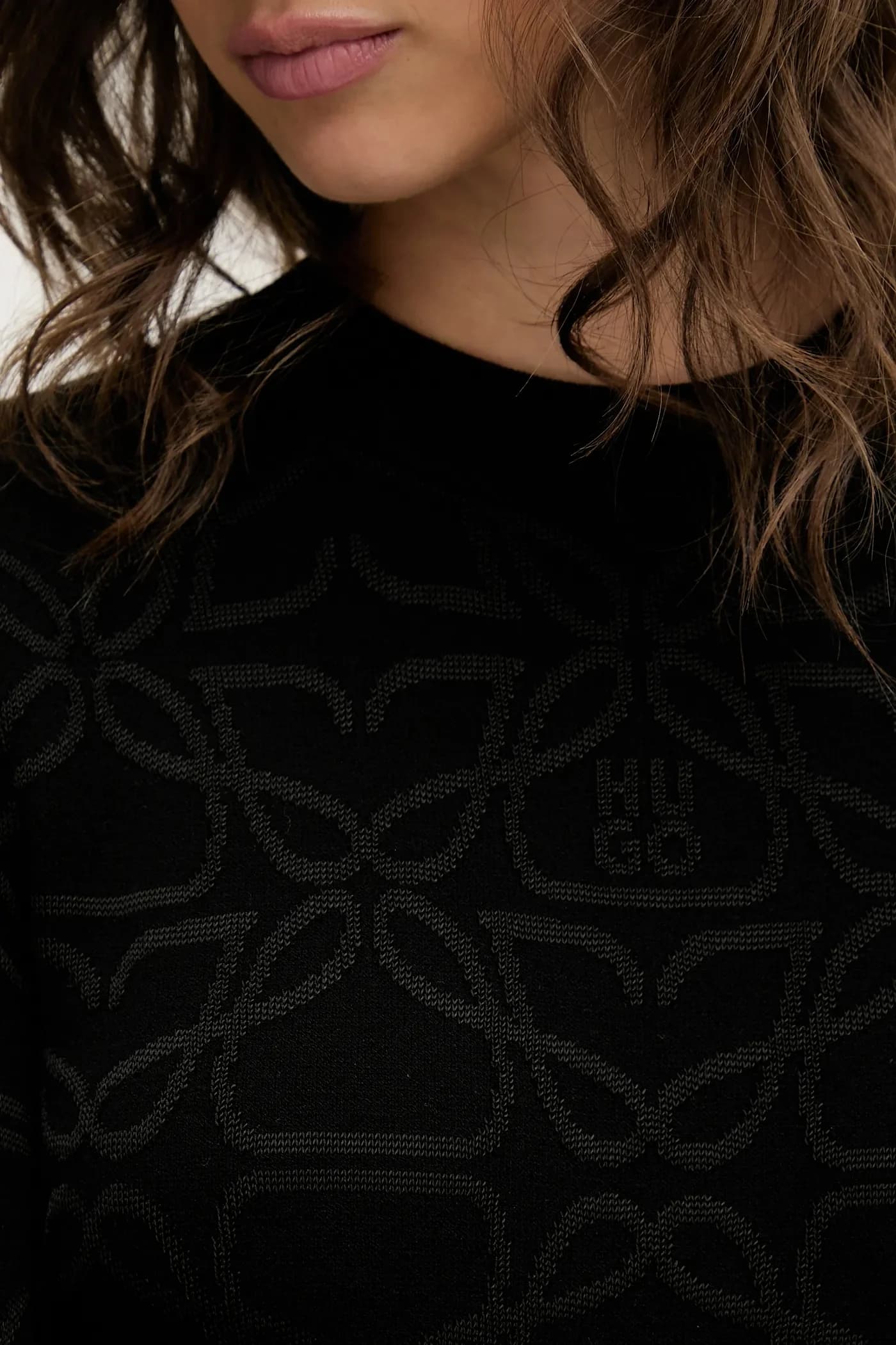 свитер Сатеро - фото 5