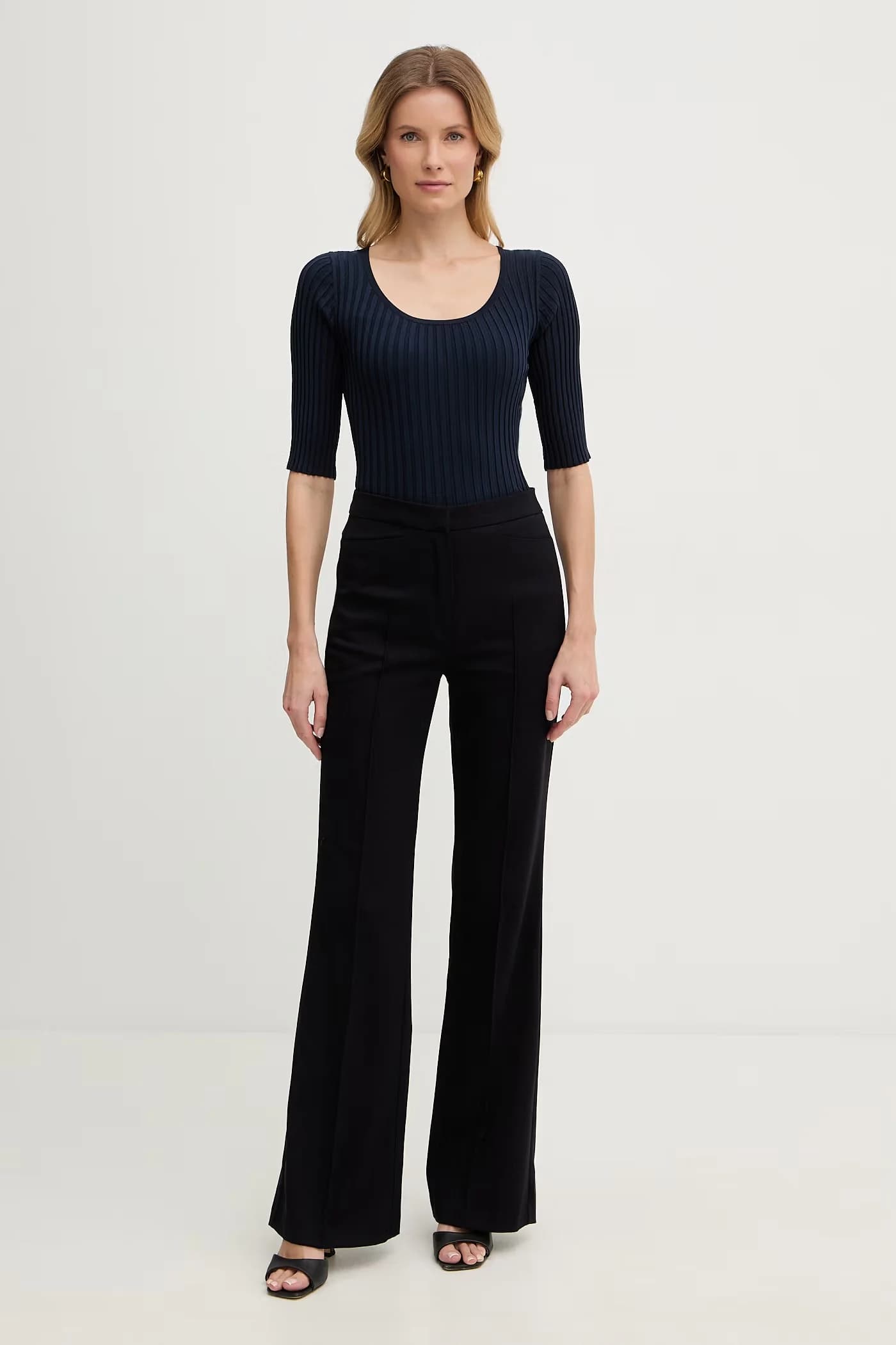 ГУГЛИЯ женский свитер - фото 2