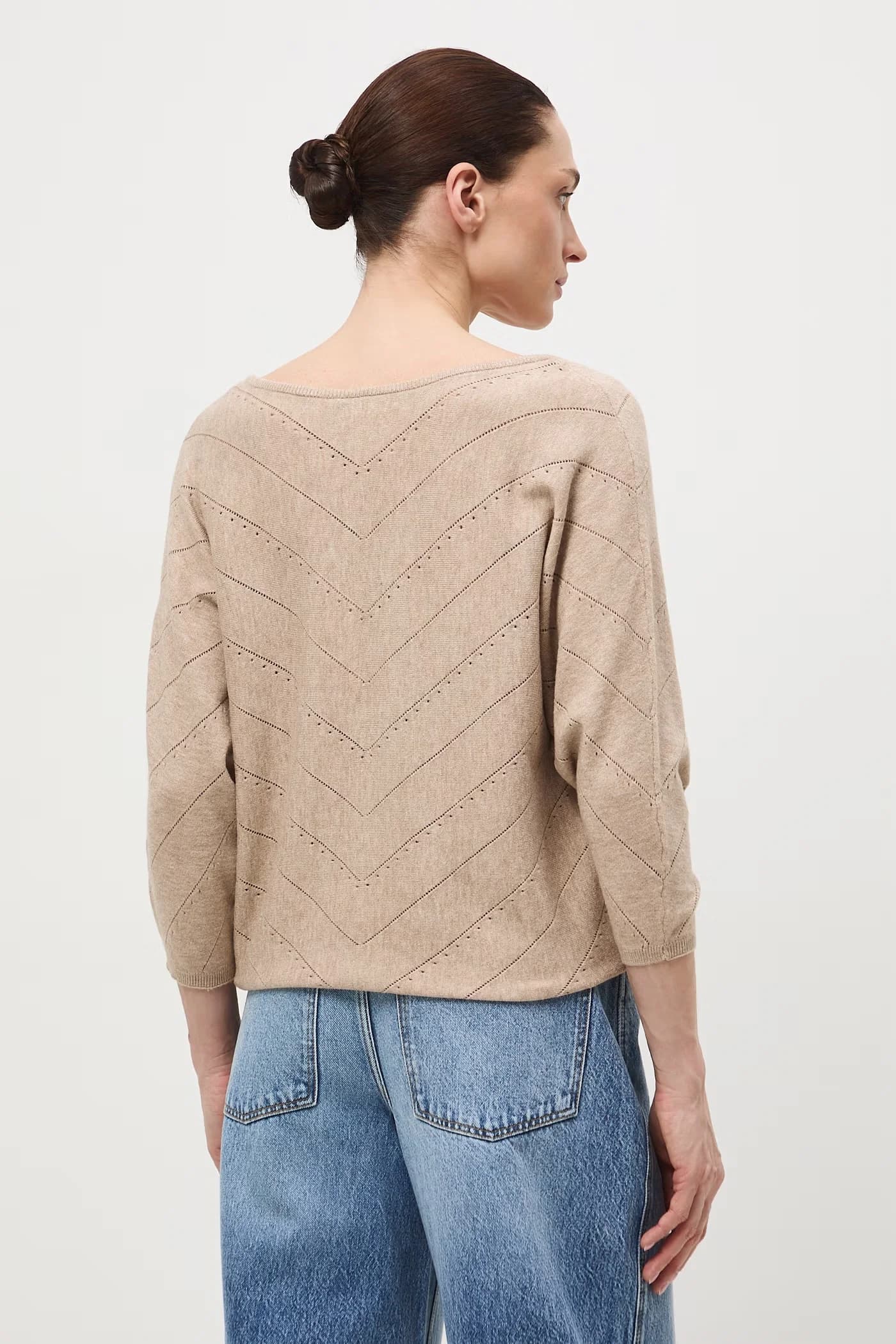 Женский ажурный свитер - фото 3