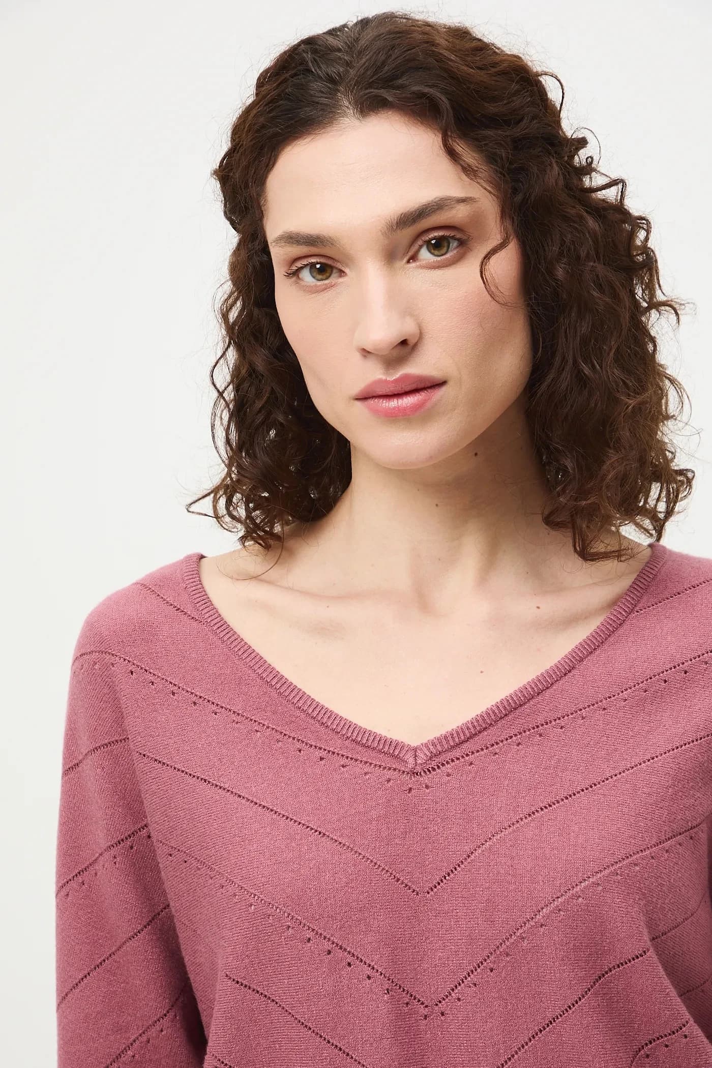 Женский ажурный свитер - фото 4