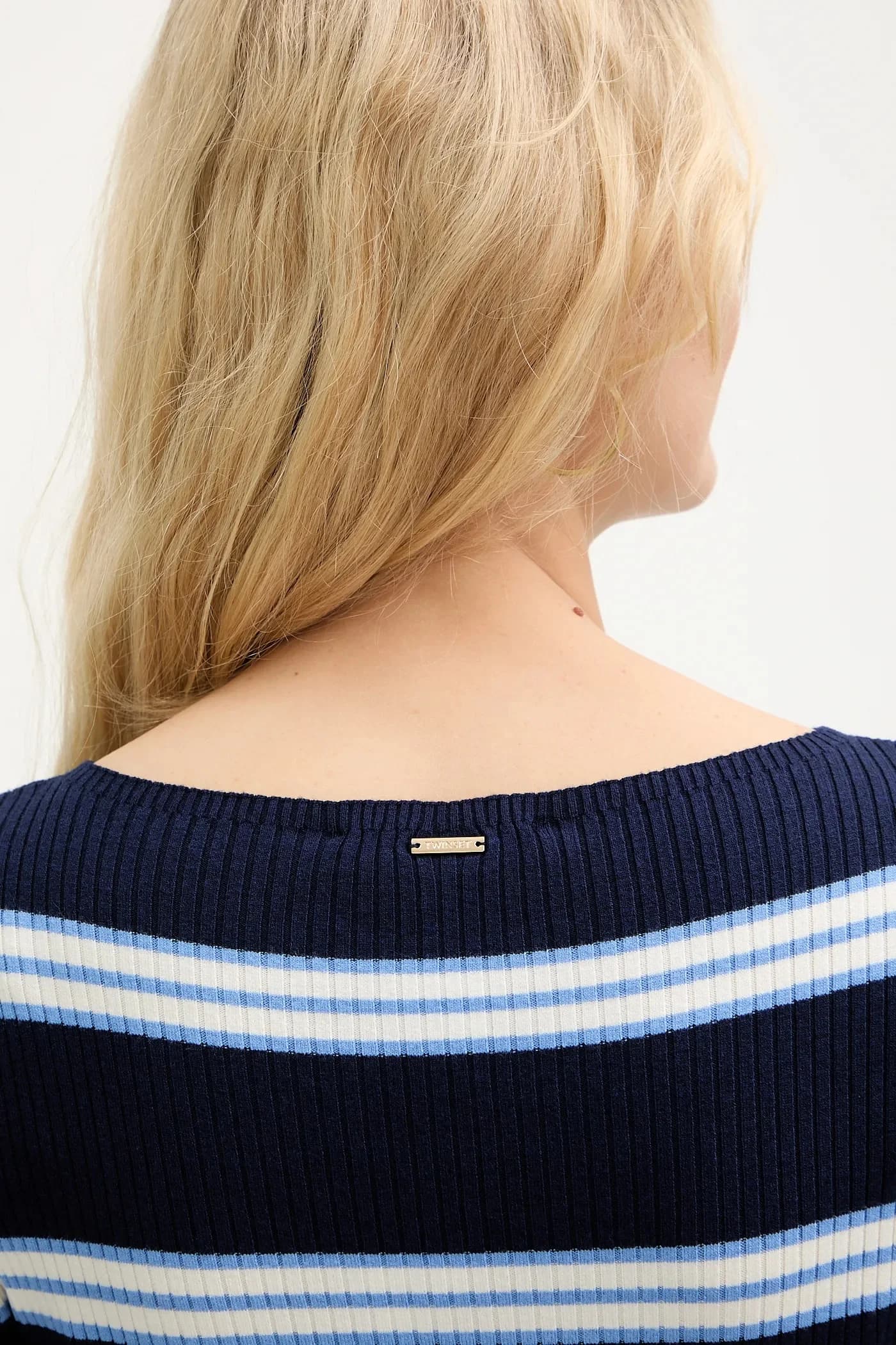 Свитер - фото 5