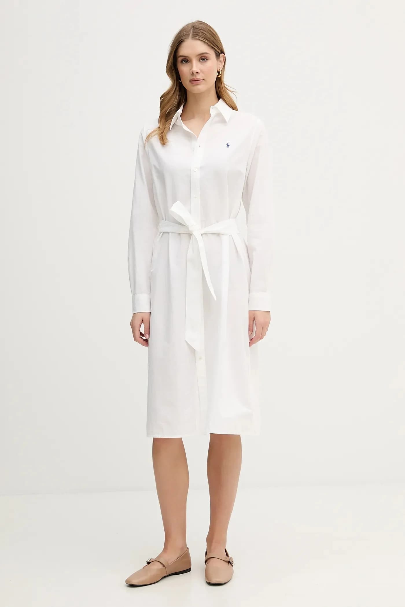 Платье из льна