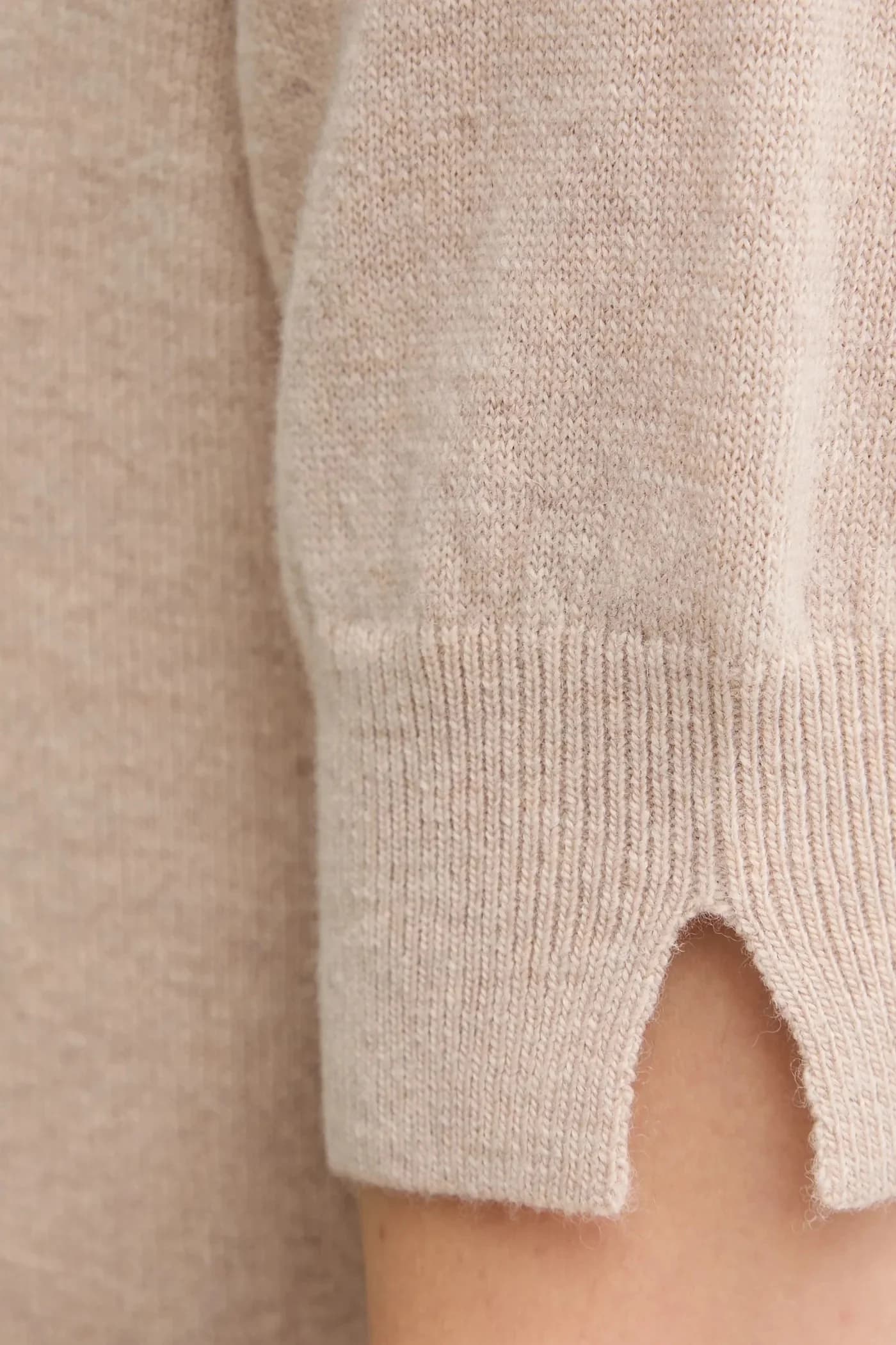 Свитер - фото 5